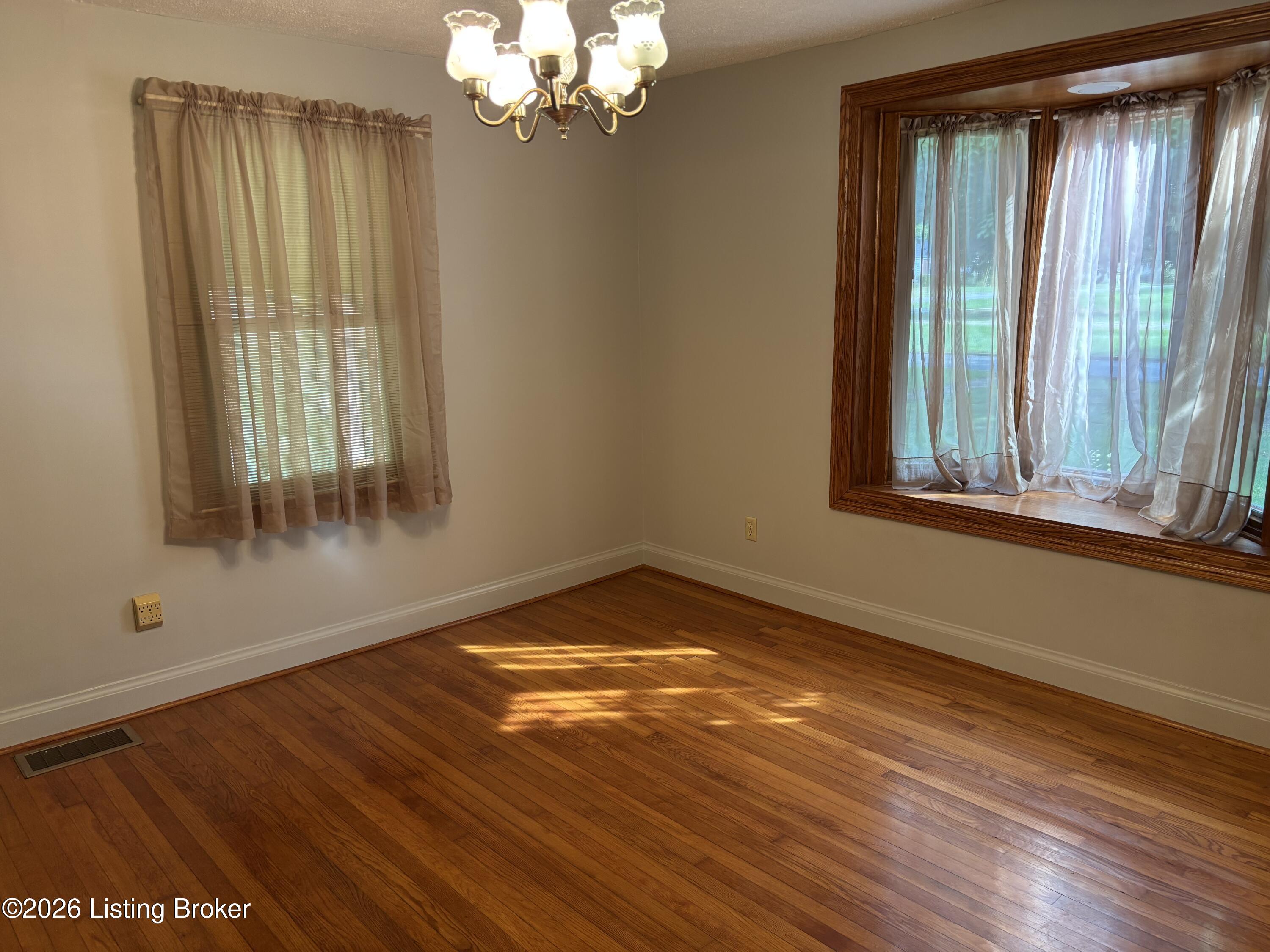 8010 Ferndale Rd Property Photo 22