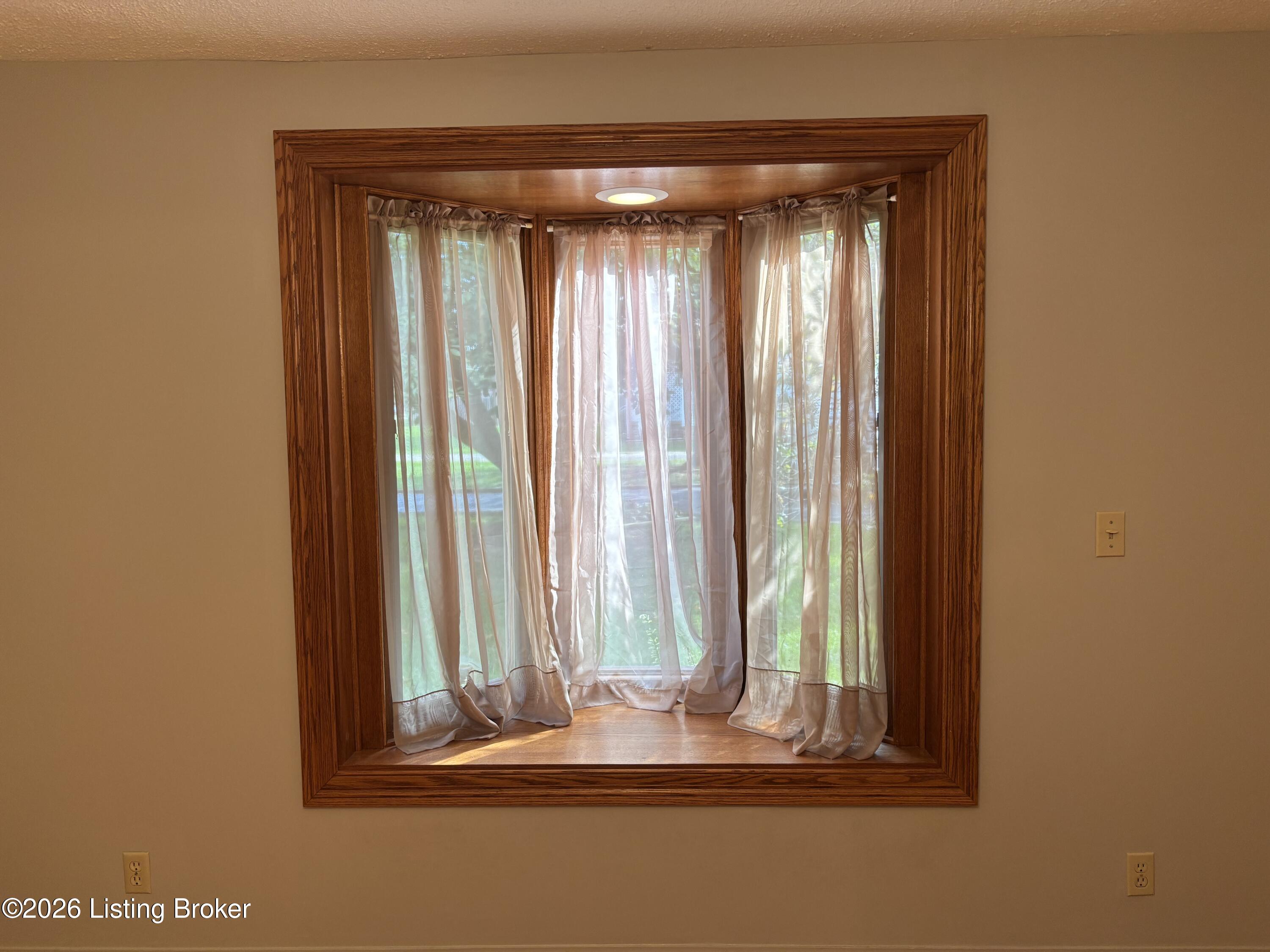 8010 Ferndale Rd Property Photo 24
