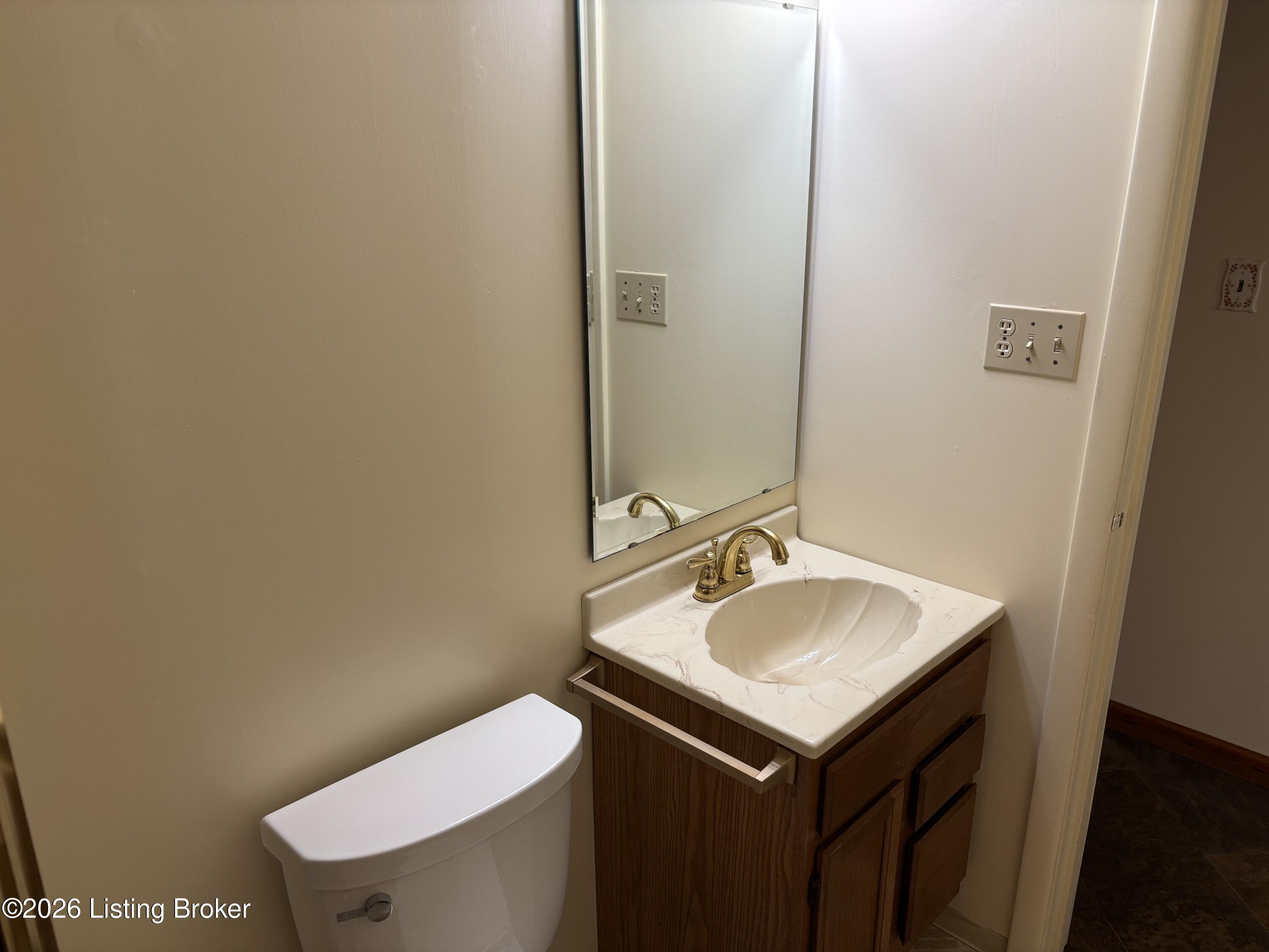 8010 Ferndale Rd Property Photo 34
