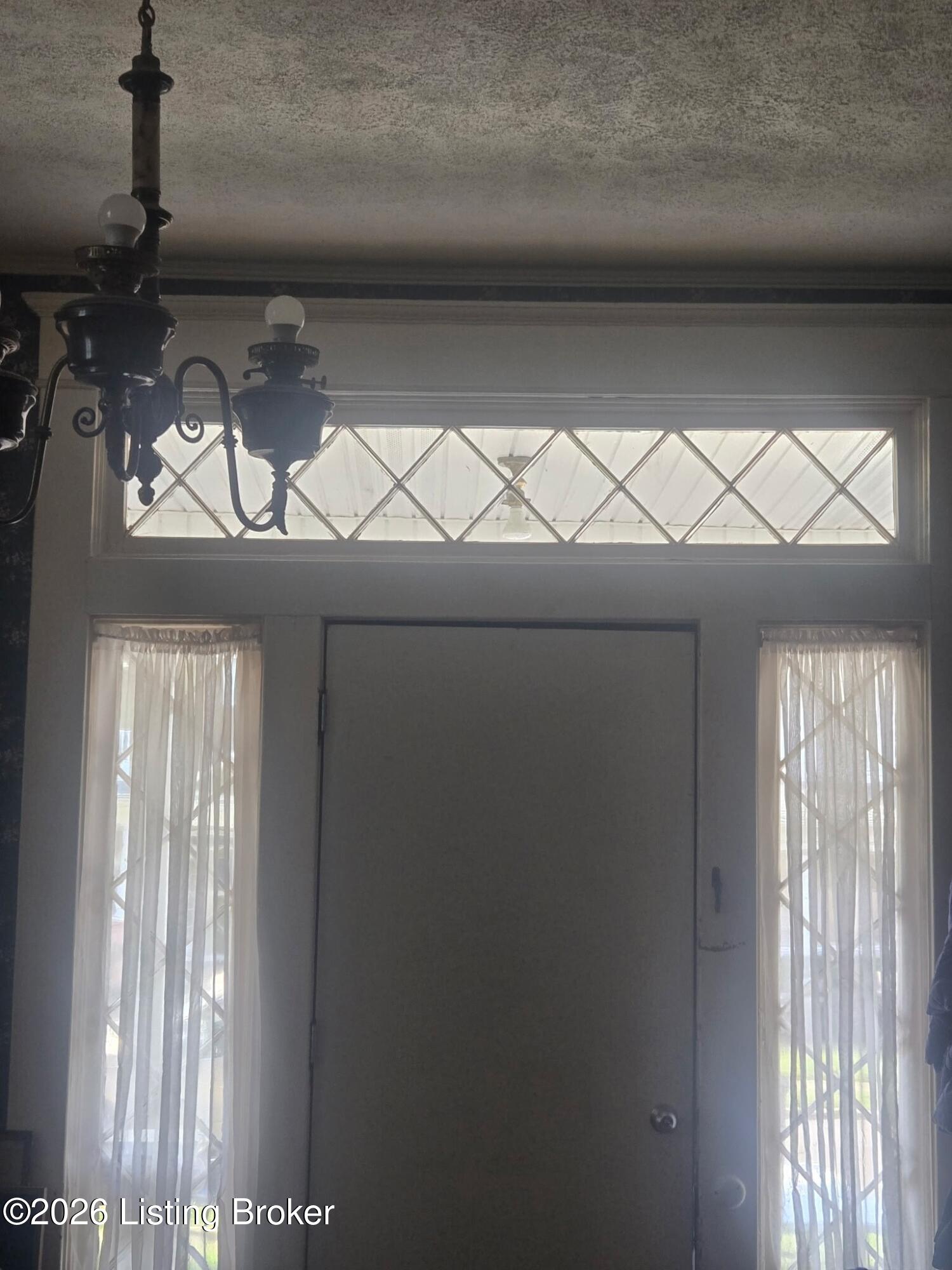 927 Bland Ave Property Photo 2
