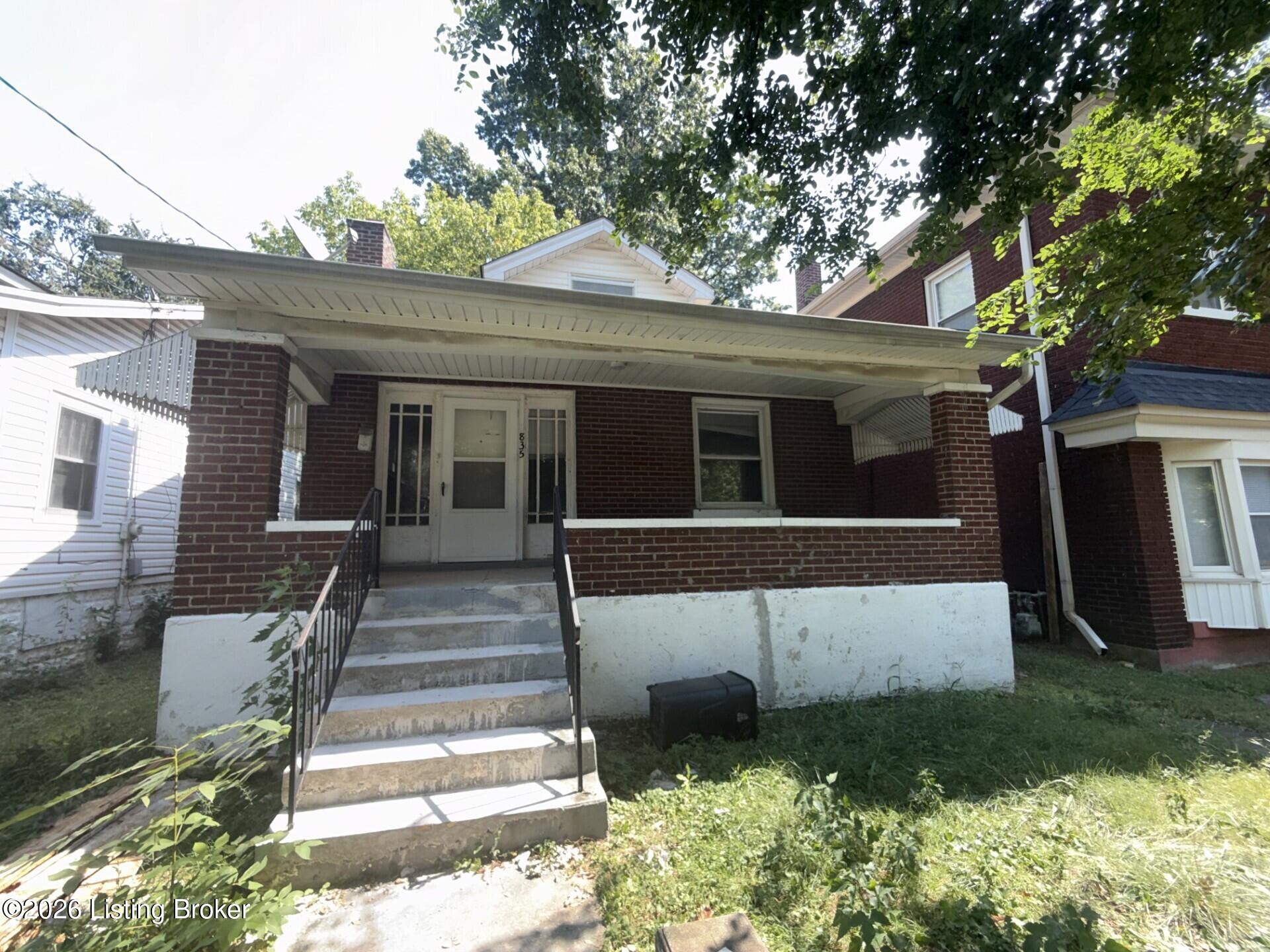 835 S 41st St Property Photo 1