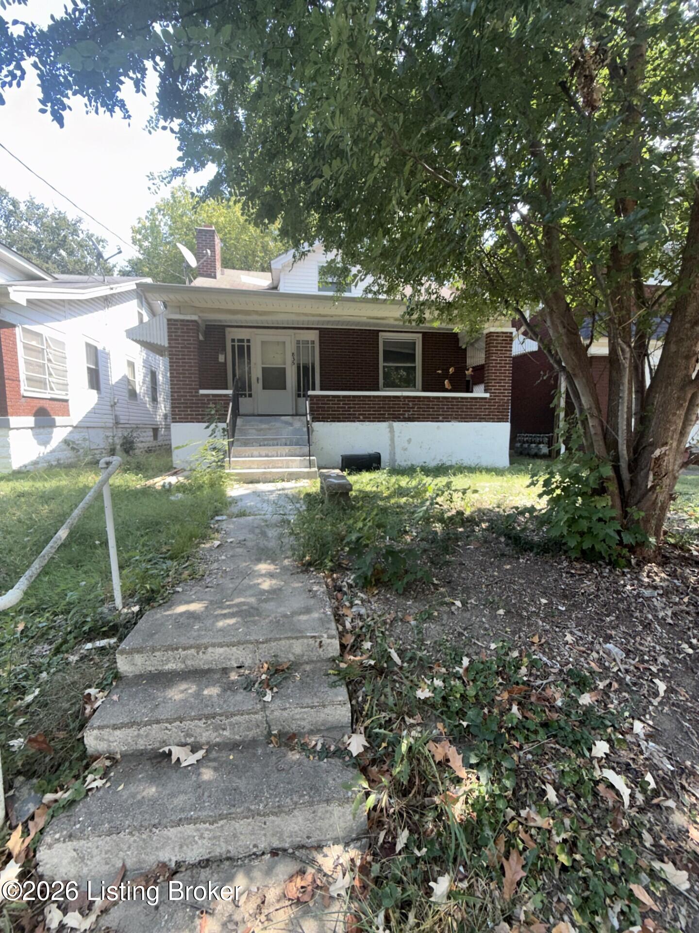 835 S 41st St Property Photo 2