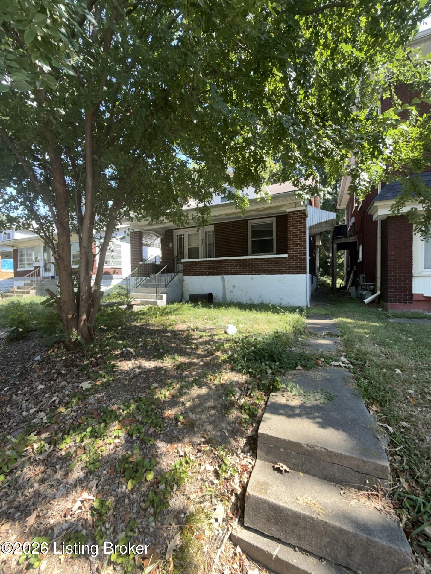 835 S 41st St Property Photo 3