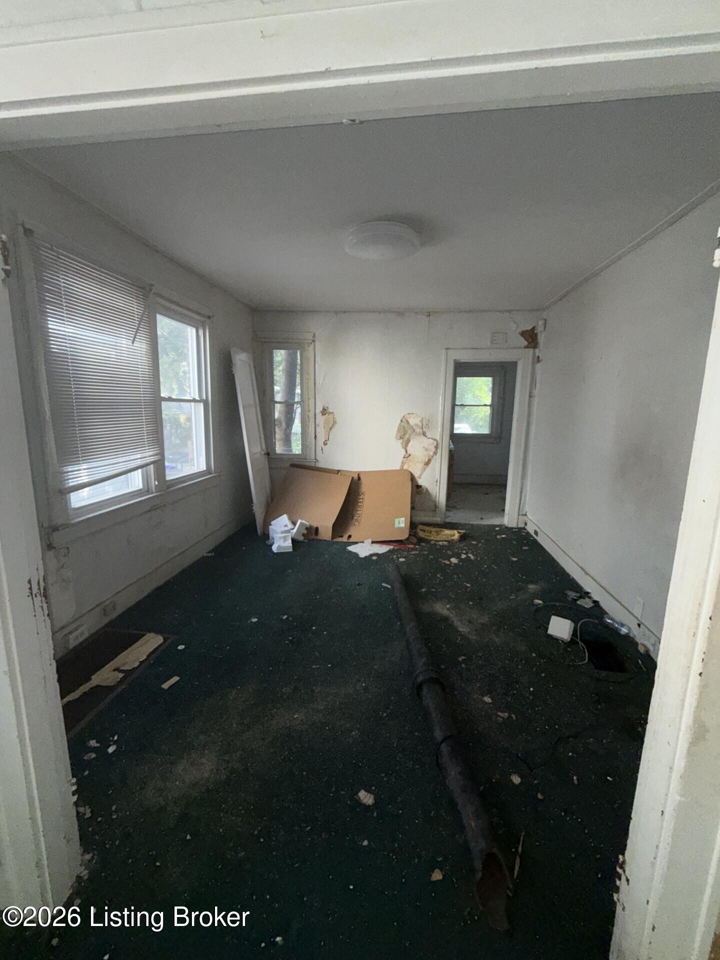 835 S 41st St Property Photo 14