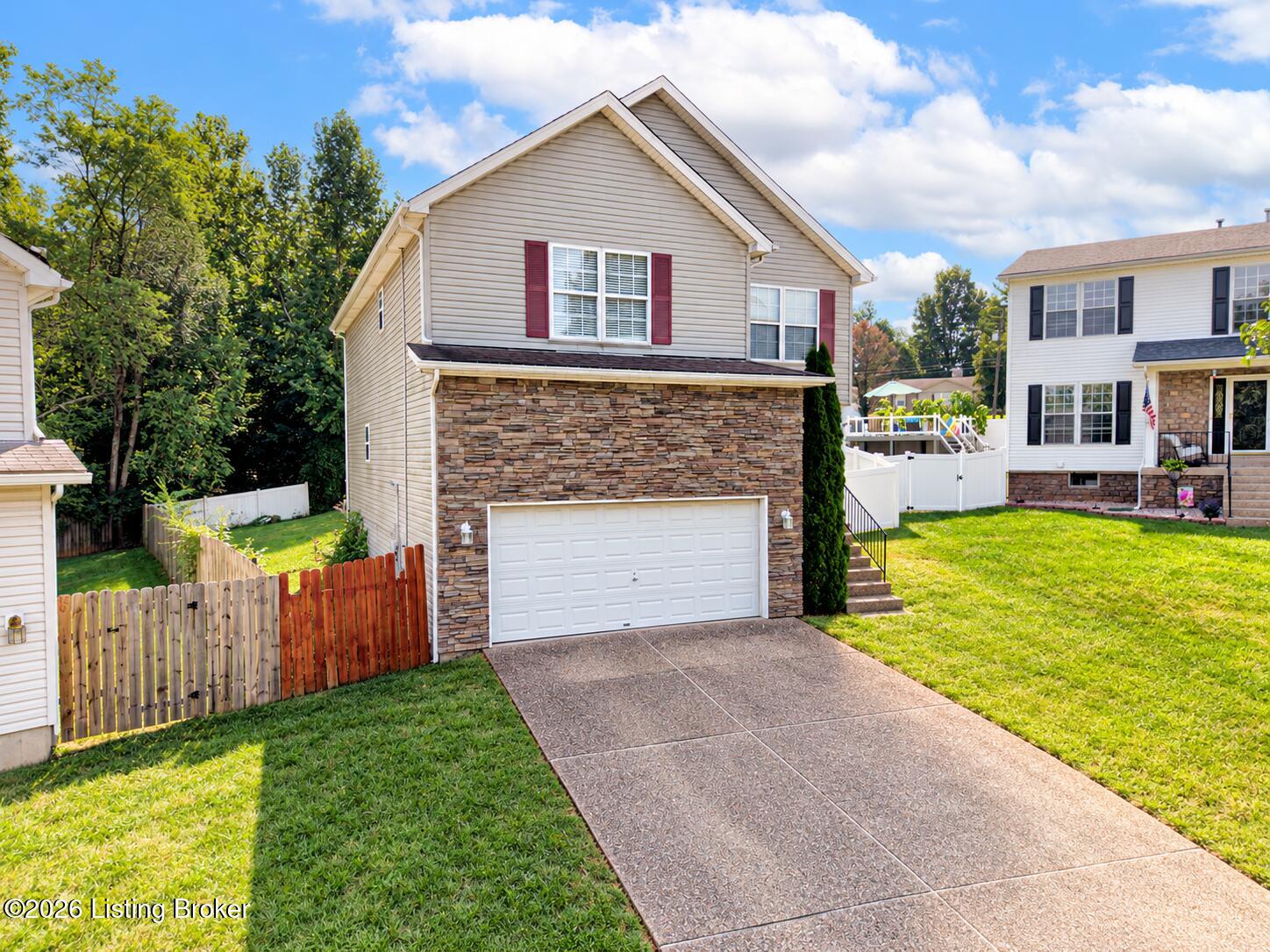 6514 Bridleview Cir Property Photo