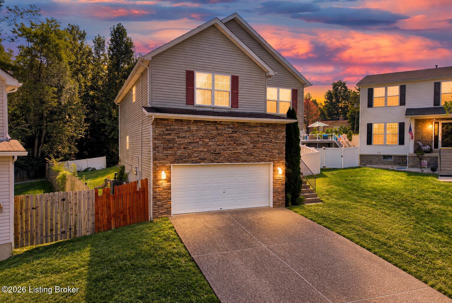 6514 Bridleview Cir Property Photo 2