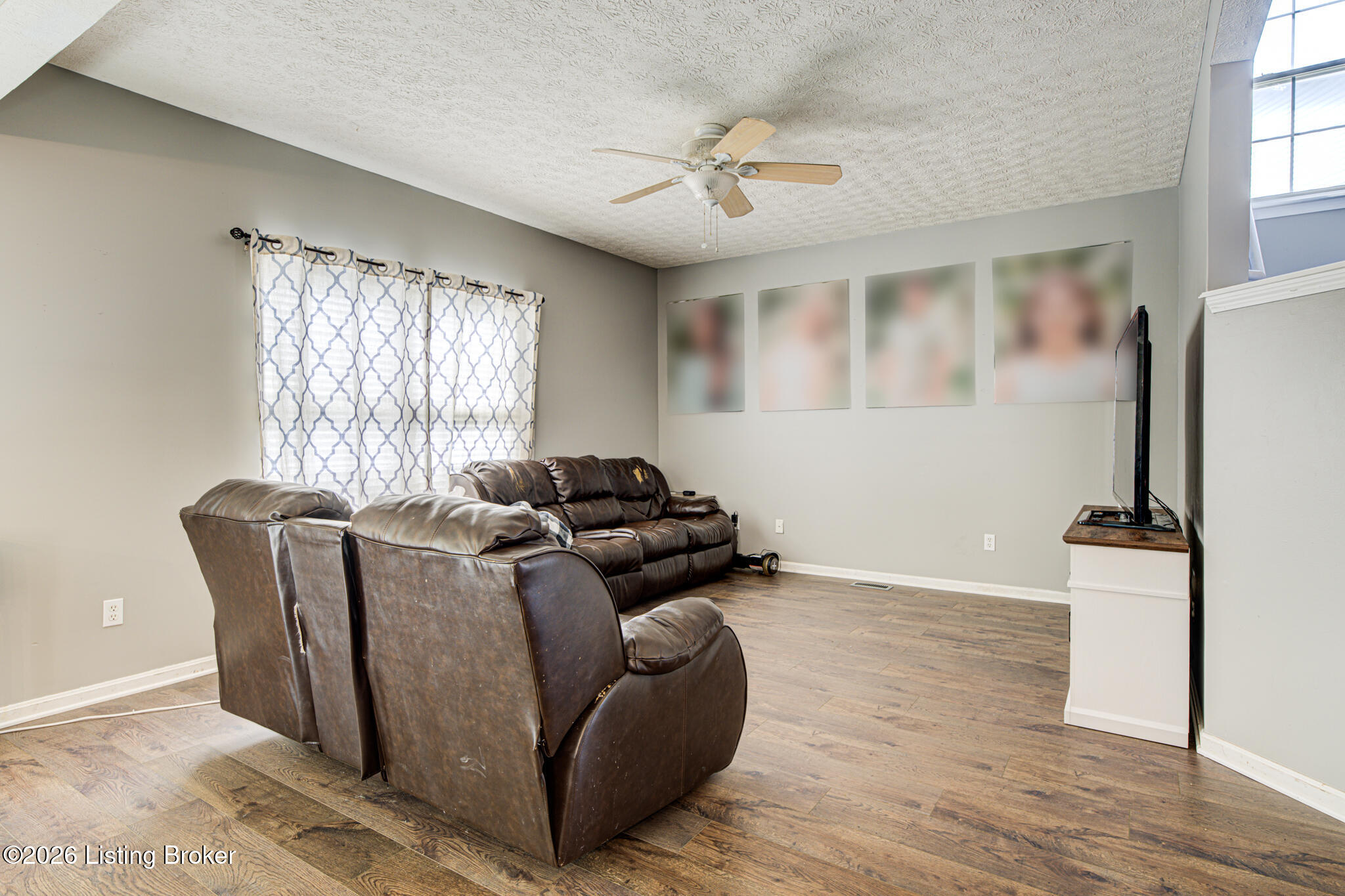 6514 Bridleview Cir Property Photo 7