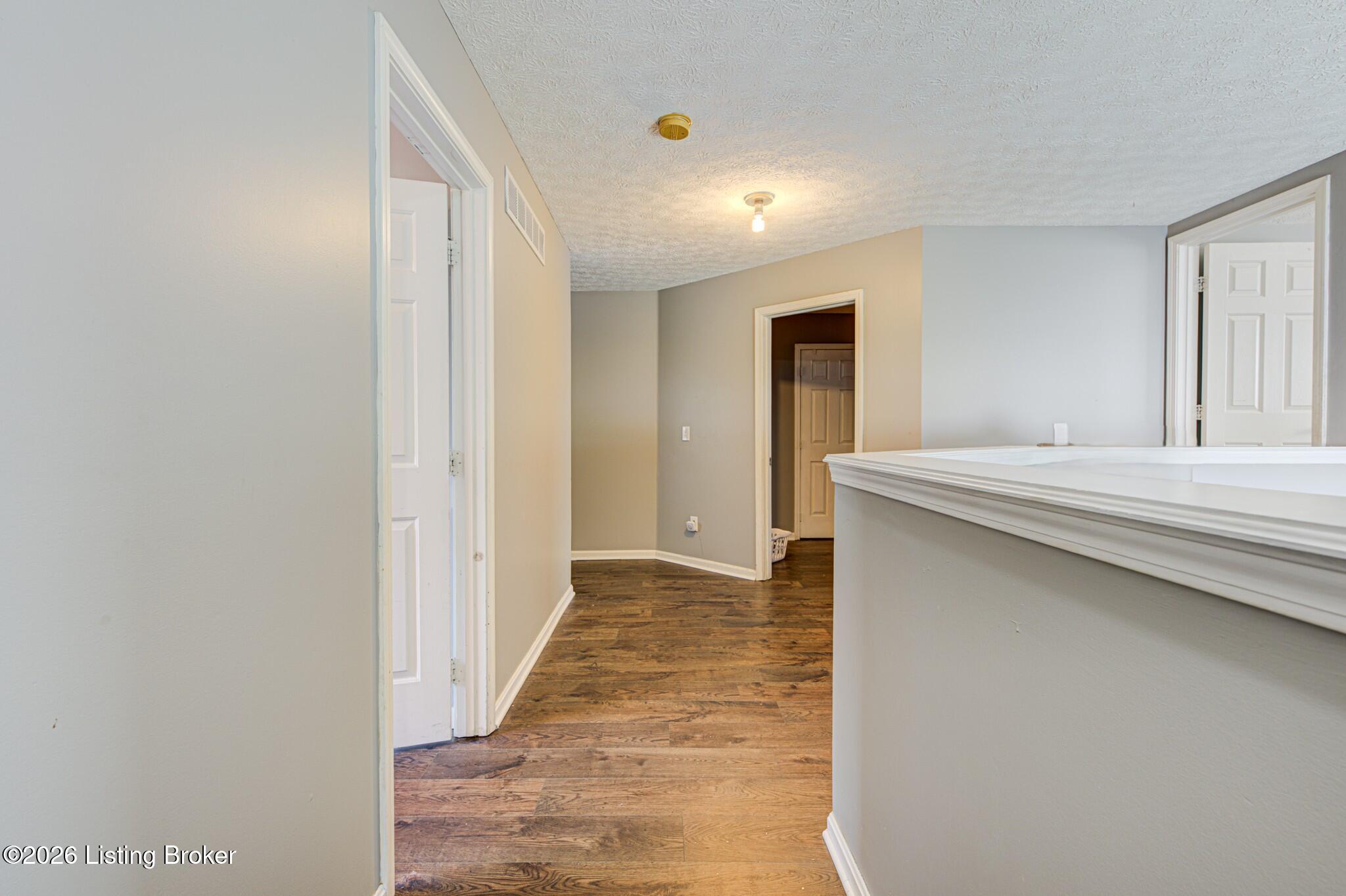 6514 Bridleview Cir Property Photo 15