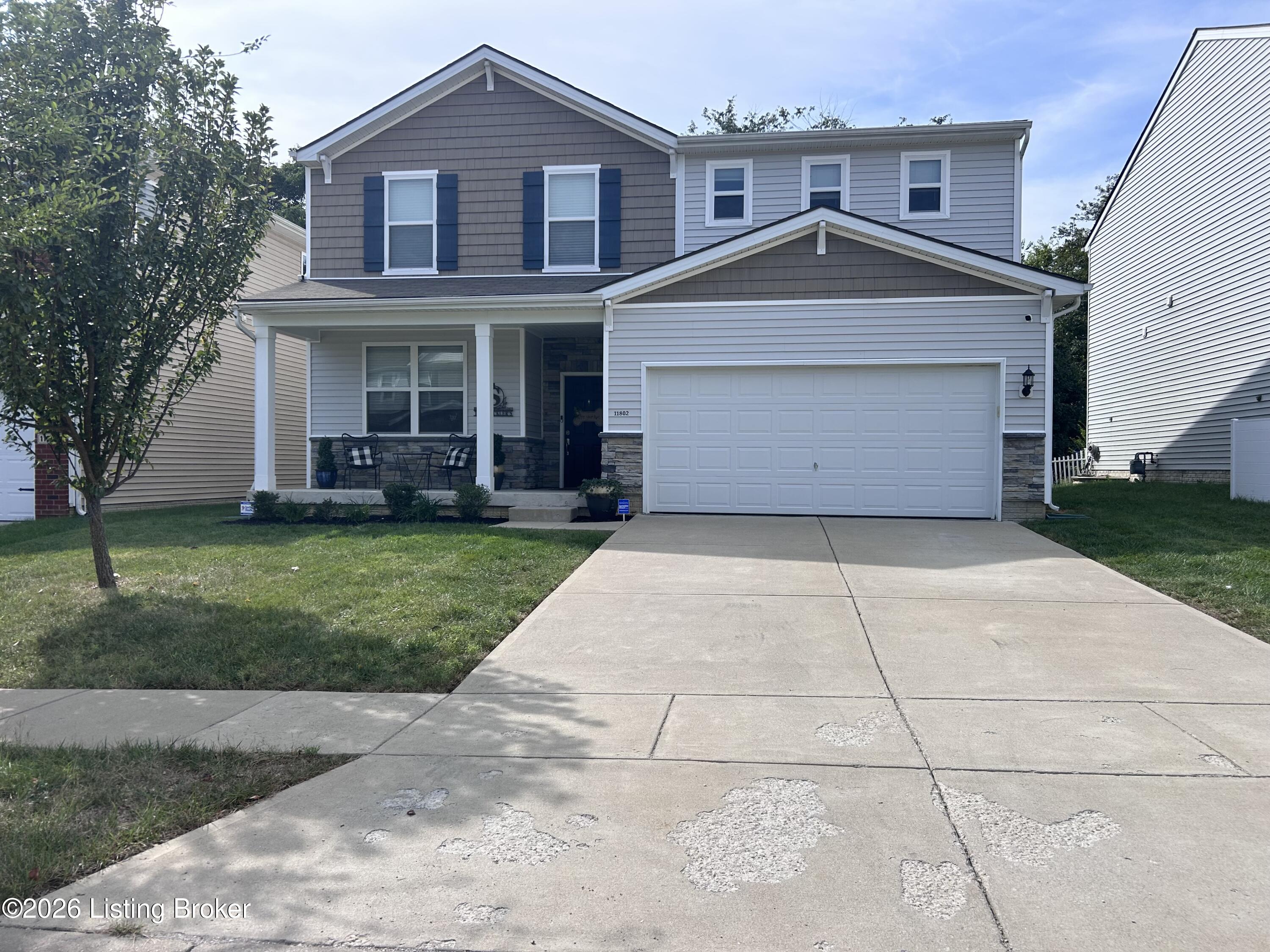 11802 Beacon Ct Property Photo 2