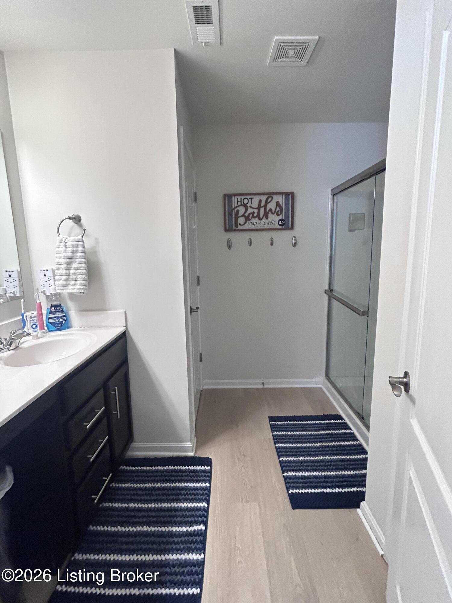 11802 Beacon Ct Property Photo 18