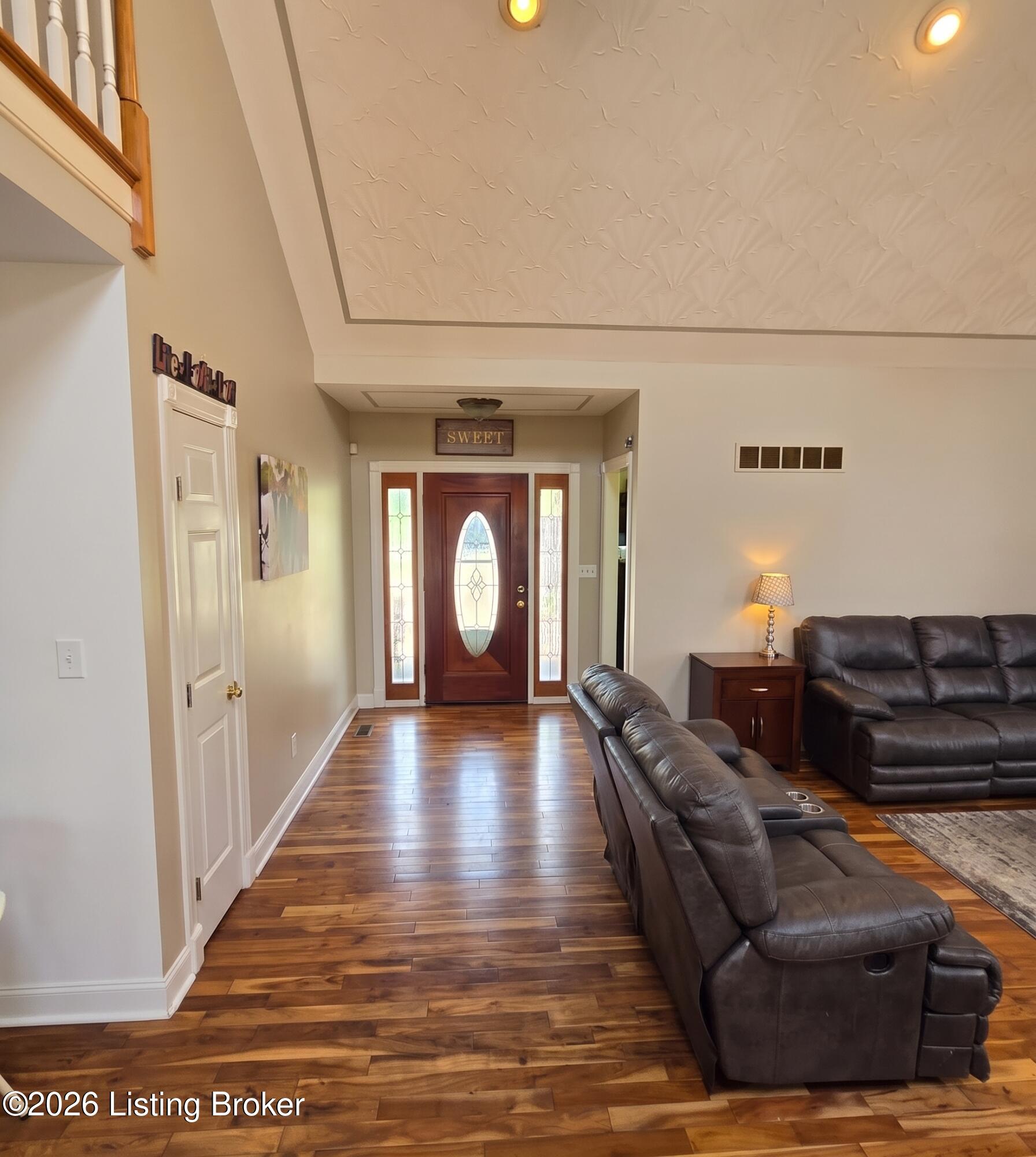 4013 Stonelanding Ct Property Photo 2