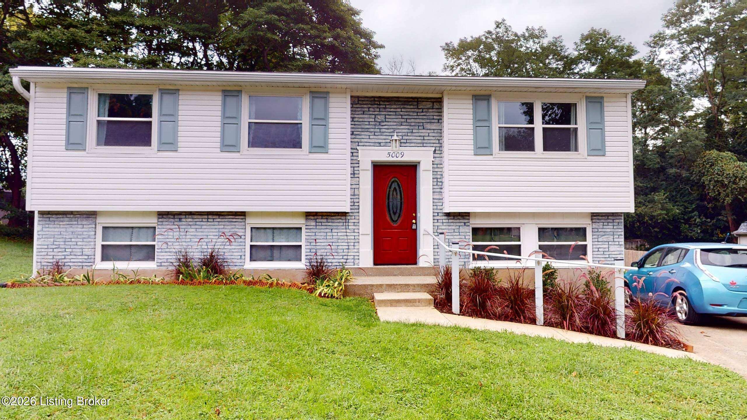 5009 Winding Spring Pl Property Photo 1