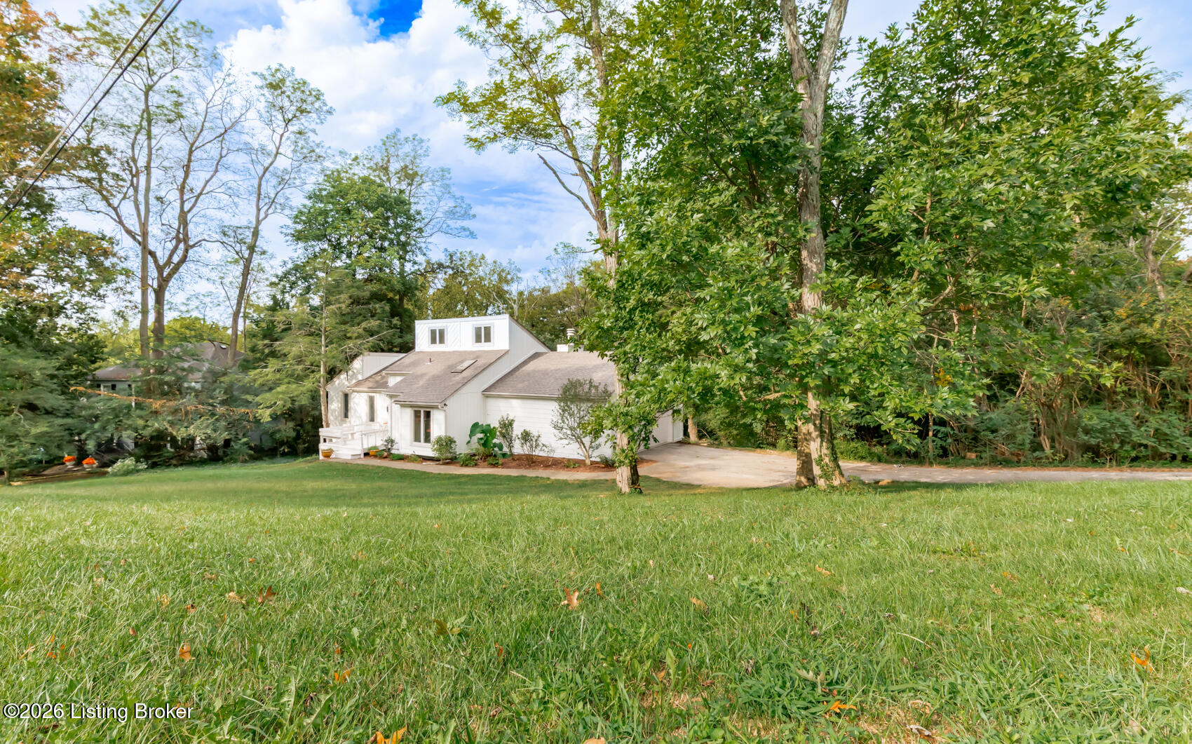 4010 Hayfield Way Property Photo 4