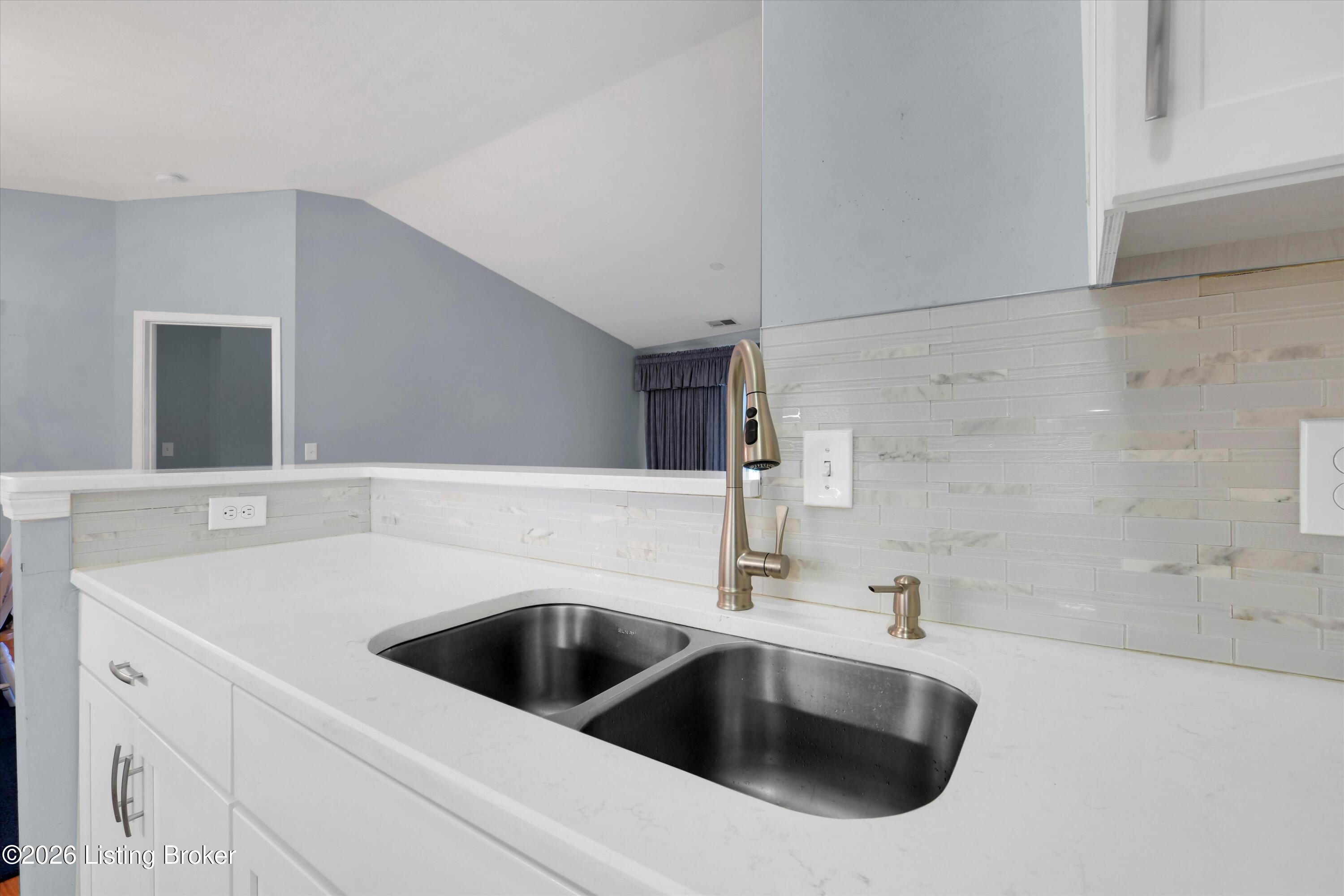 3503 Lennox View Ct 207 Property Photo 23