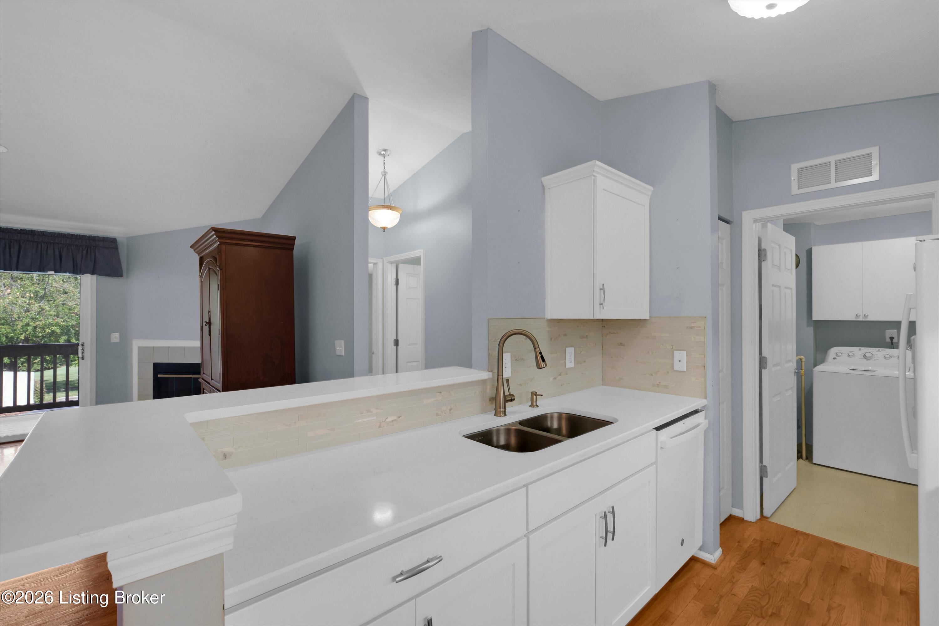 3503 Lennox View Ct 207 Property Photo 50