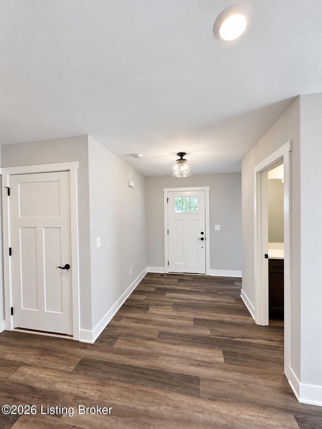 2767 Abby Wds Dr Property Photo 15