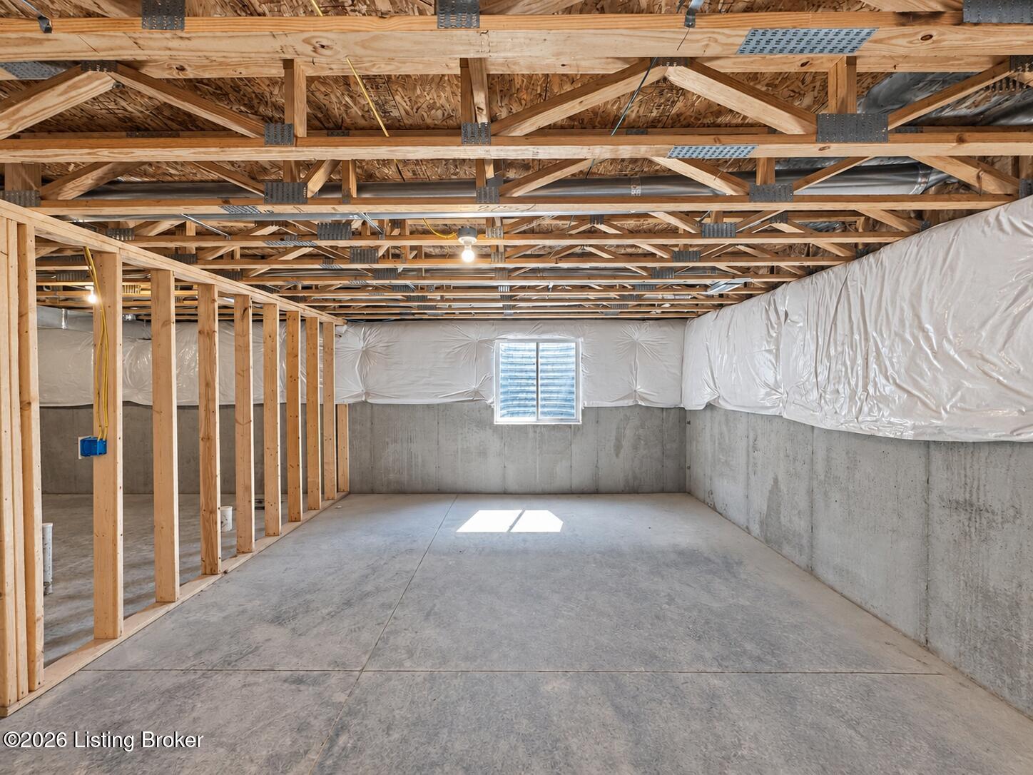 2767 Abby Wds Dr Property Photo 22