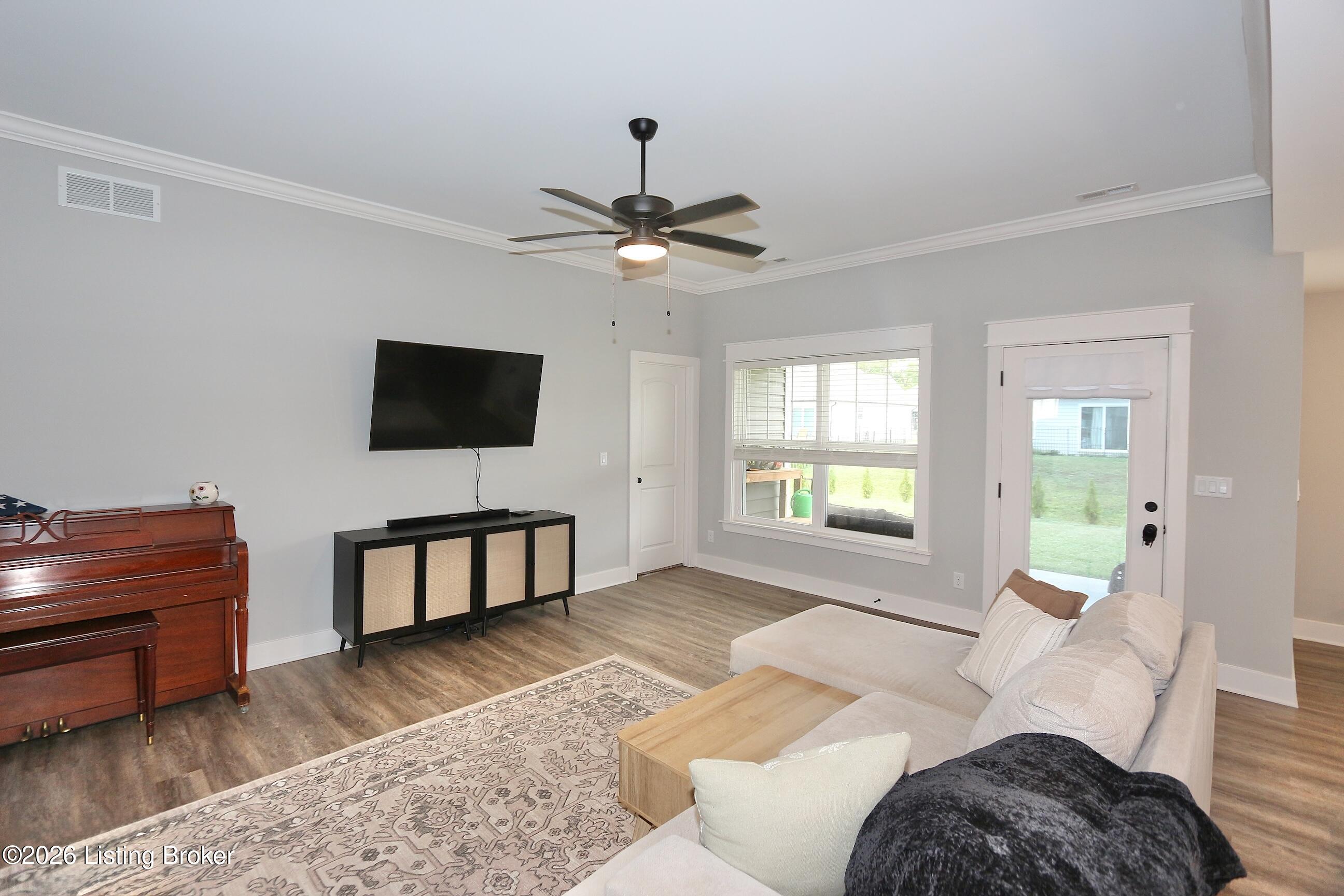 8015 Palermo Trail Property Photo 5