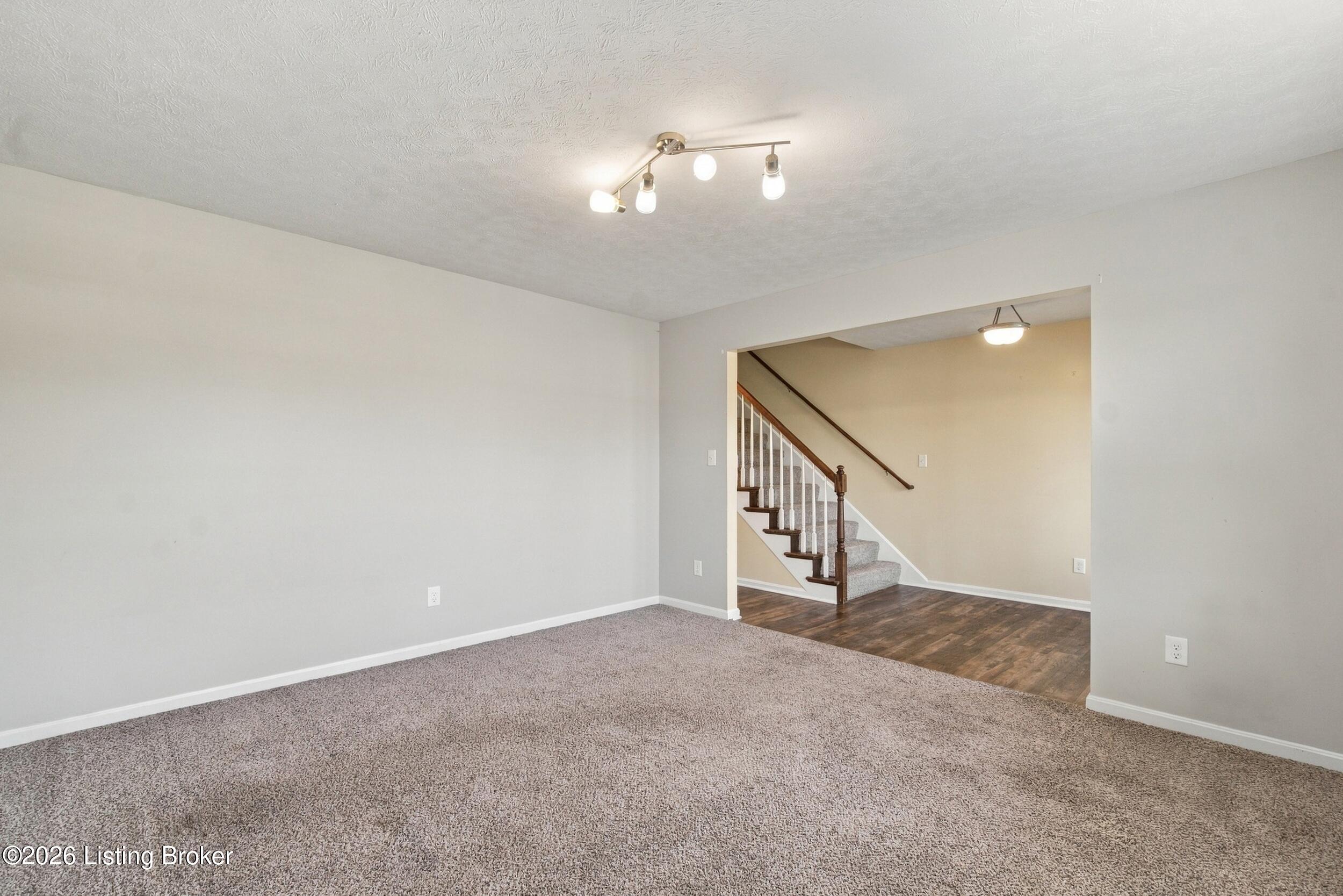 142 Reserves Blvd Property Photo 4