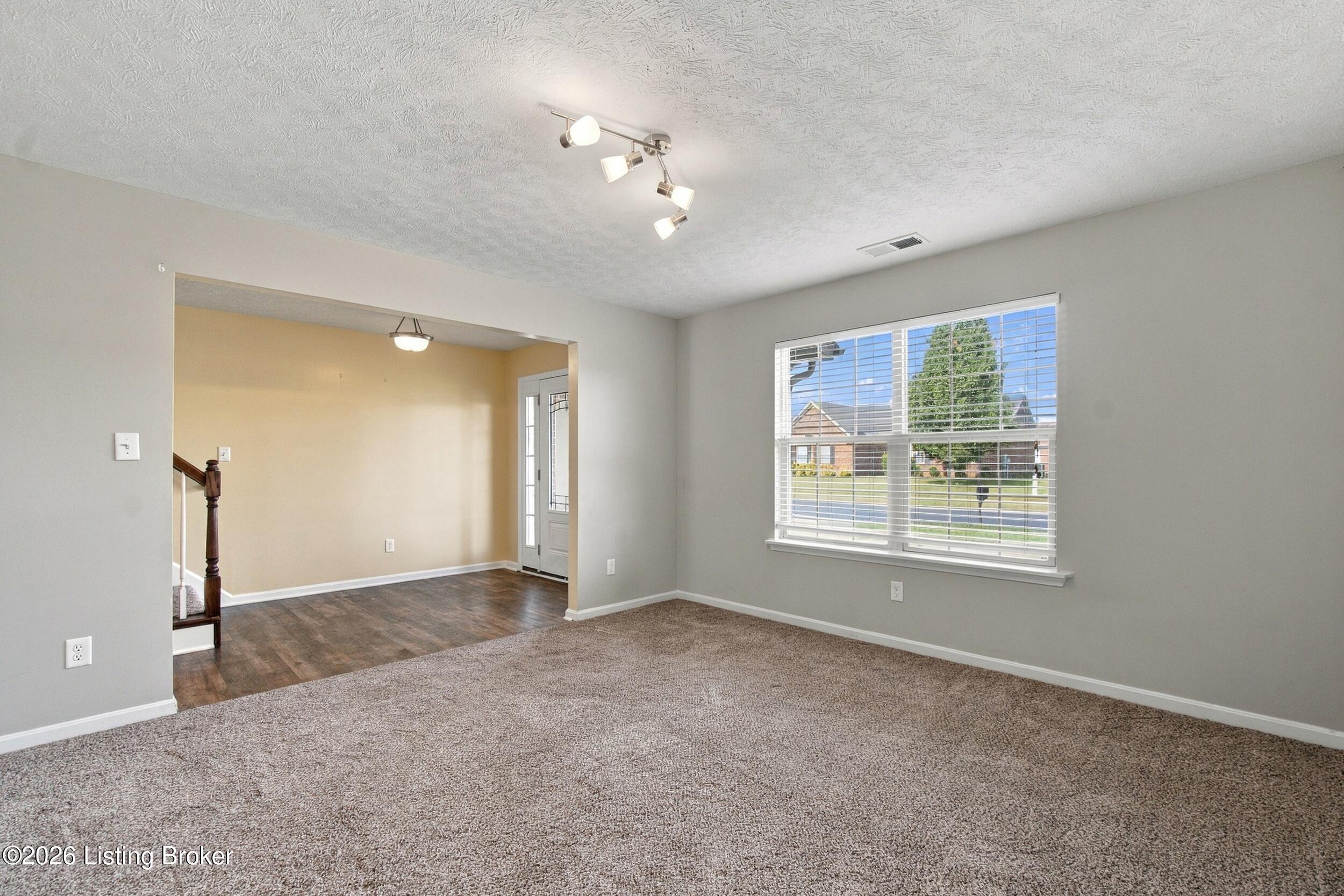 142 Reserves Blvd Property Photo 5
