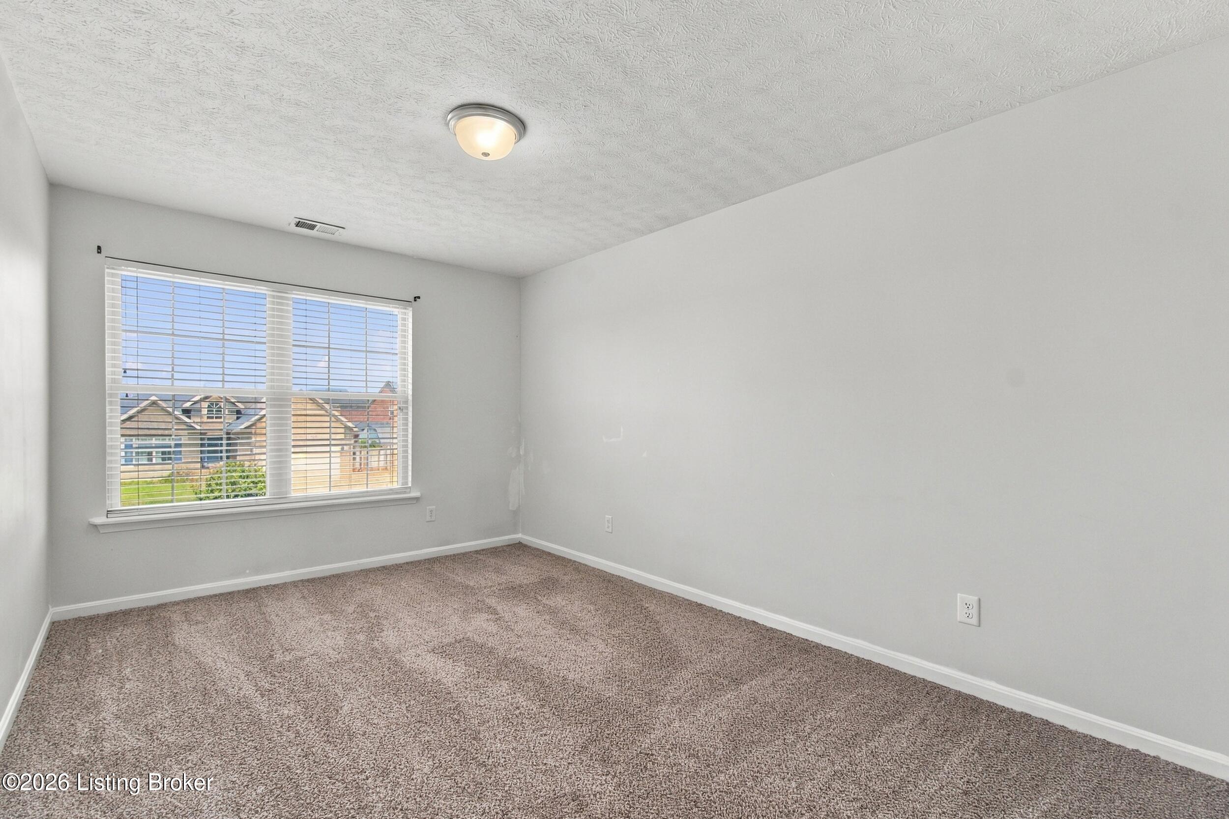 142 Reserves Blvd Property Photo 22