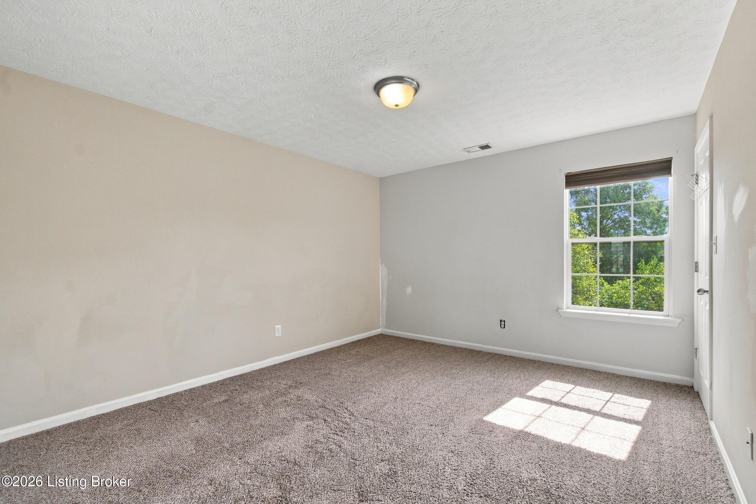 142 Reserves Blvd Property Photo 26