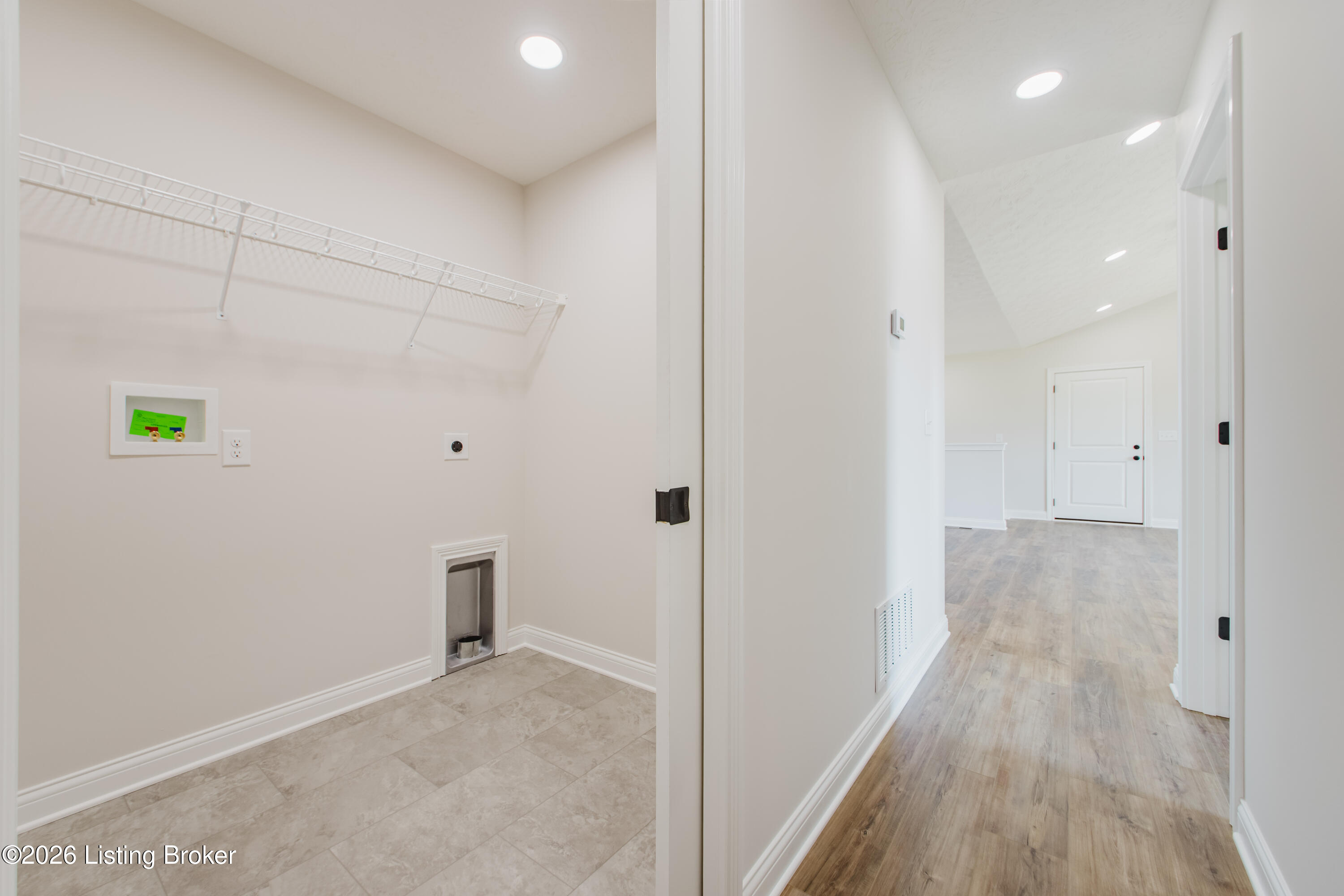 480 Cecil Ave Property Photo 18