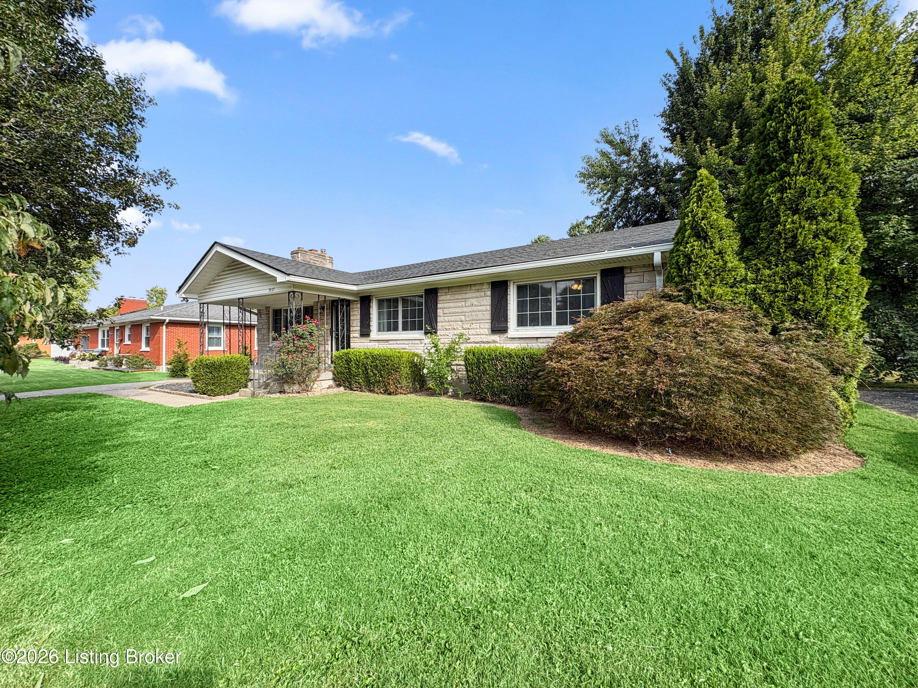 3621 Brendenwood Rd Property Photo 4