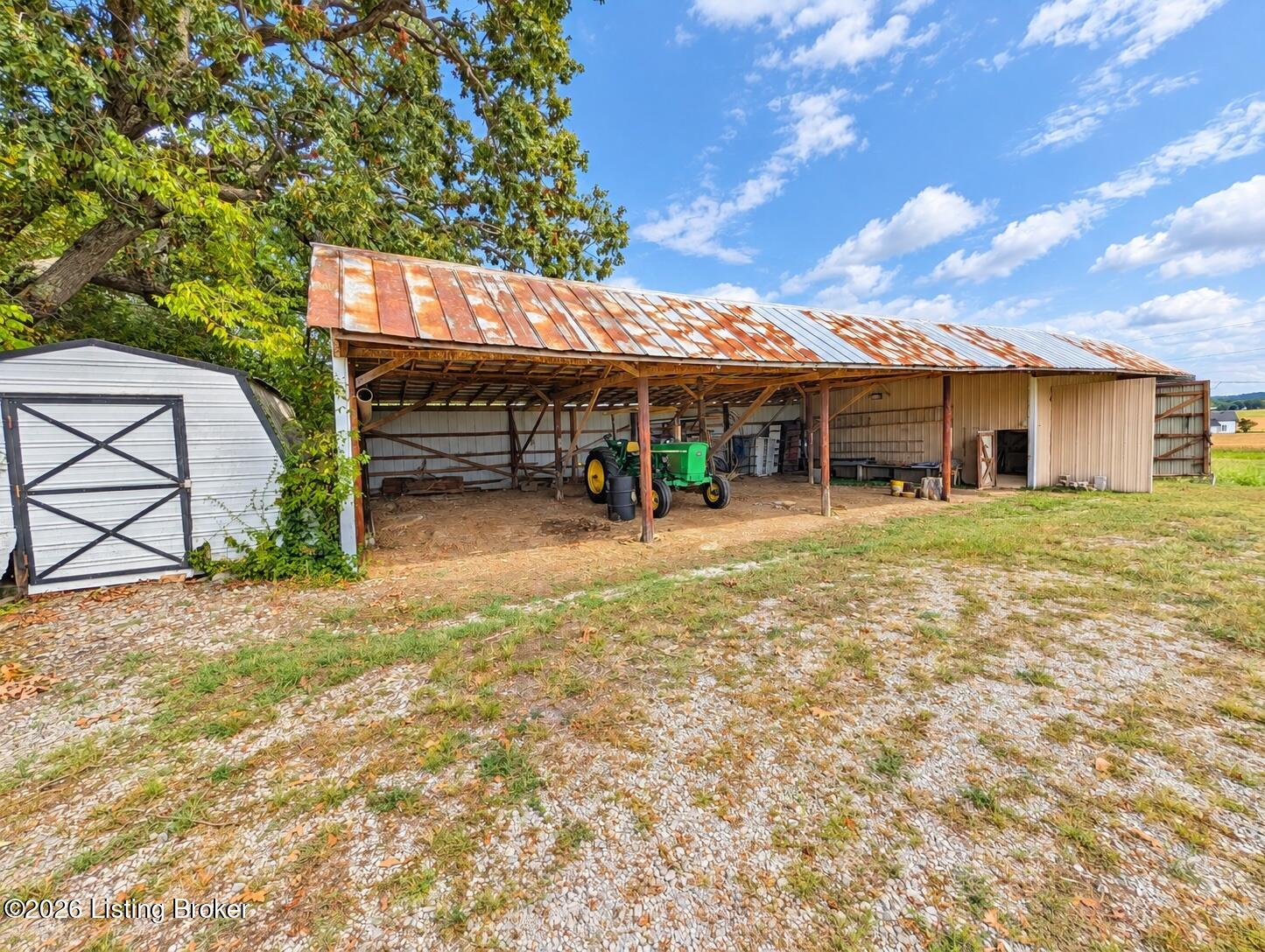 12150 Princeton Rd Property Photo 5