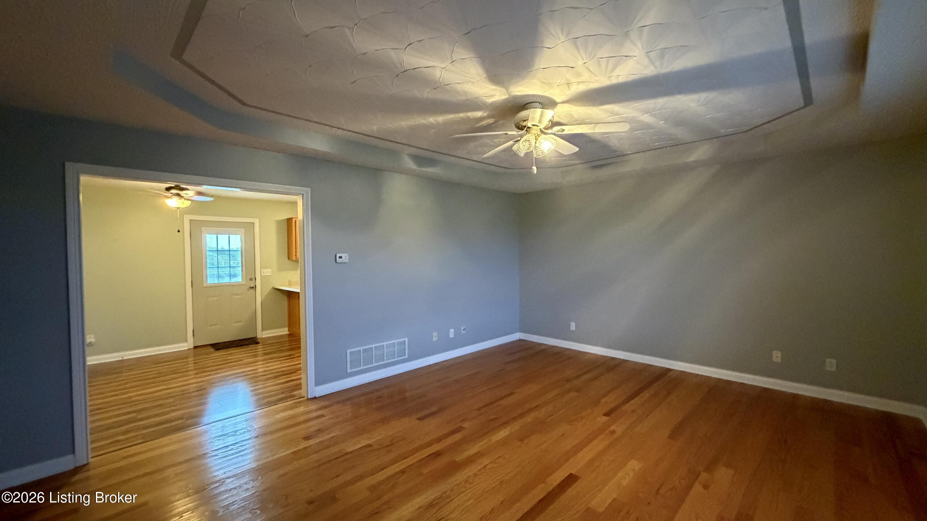 345 Arnold Ln Property Photo 6