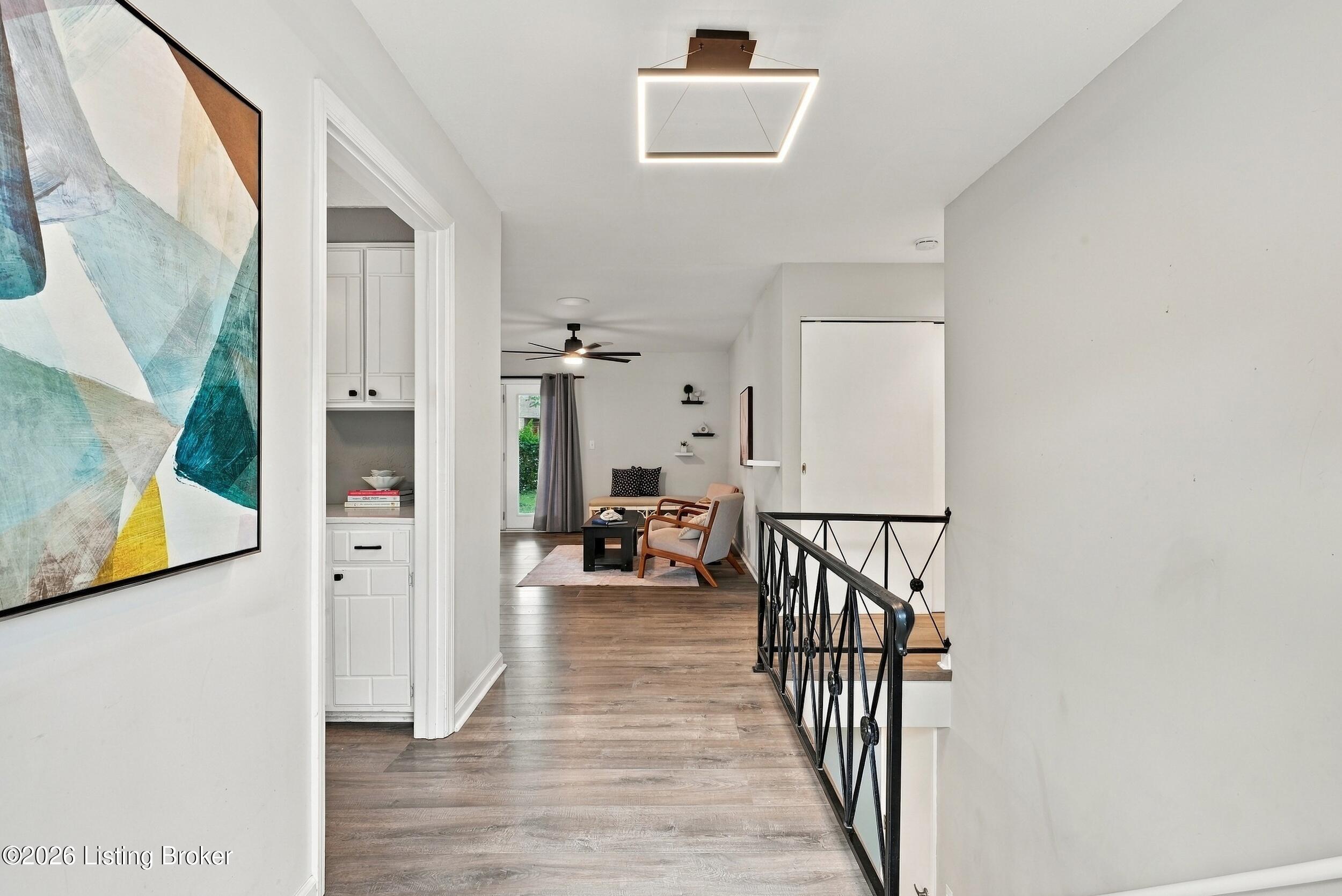 3804 Glenwillow Way Property Photo 10