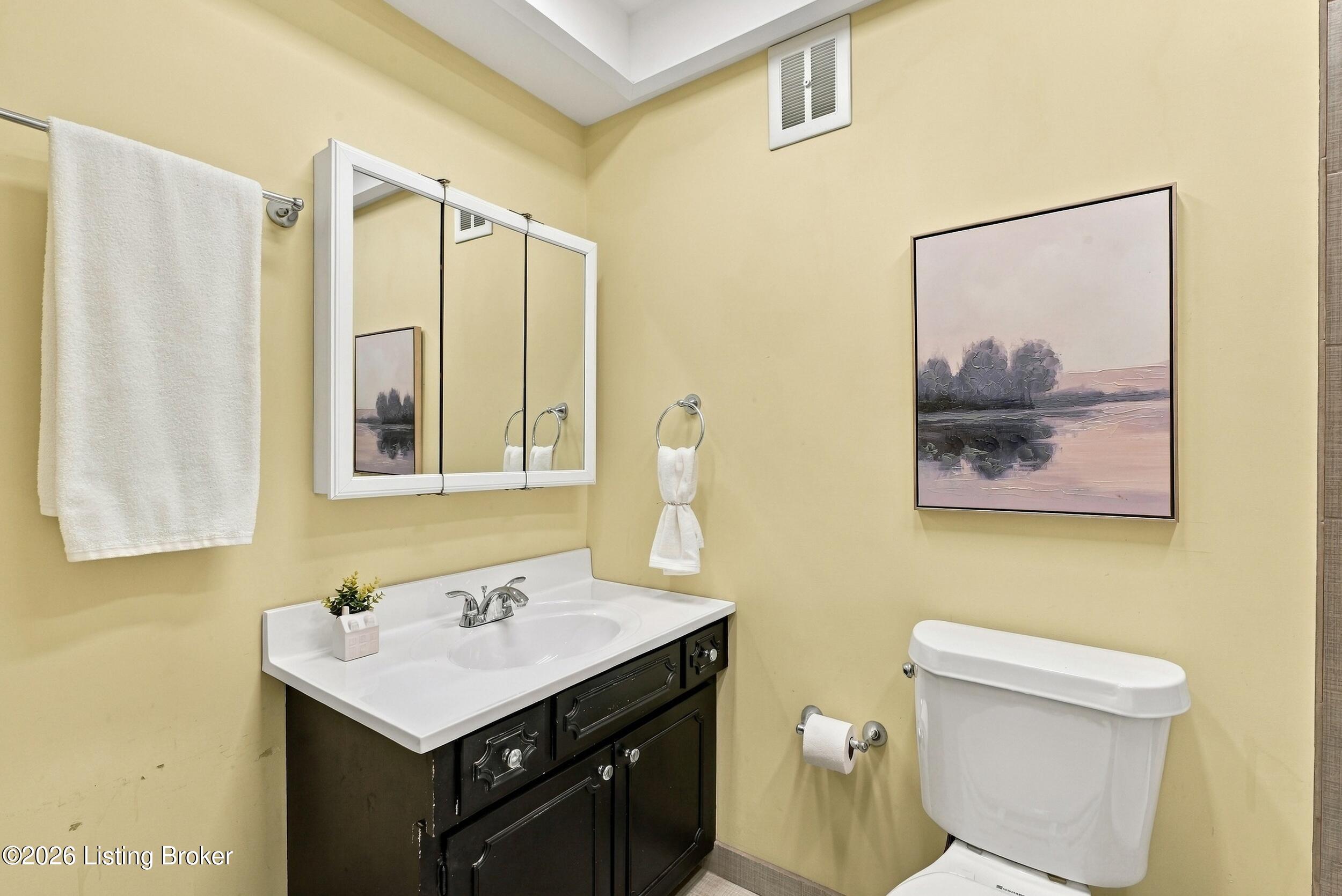 3804 Glenwillow Way Property Photo 25