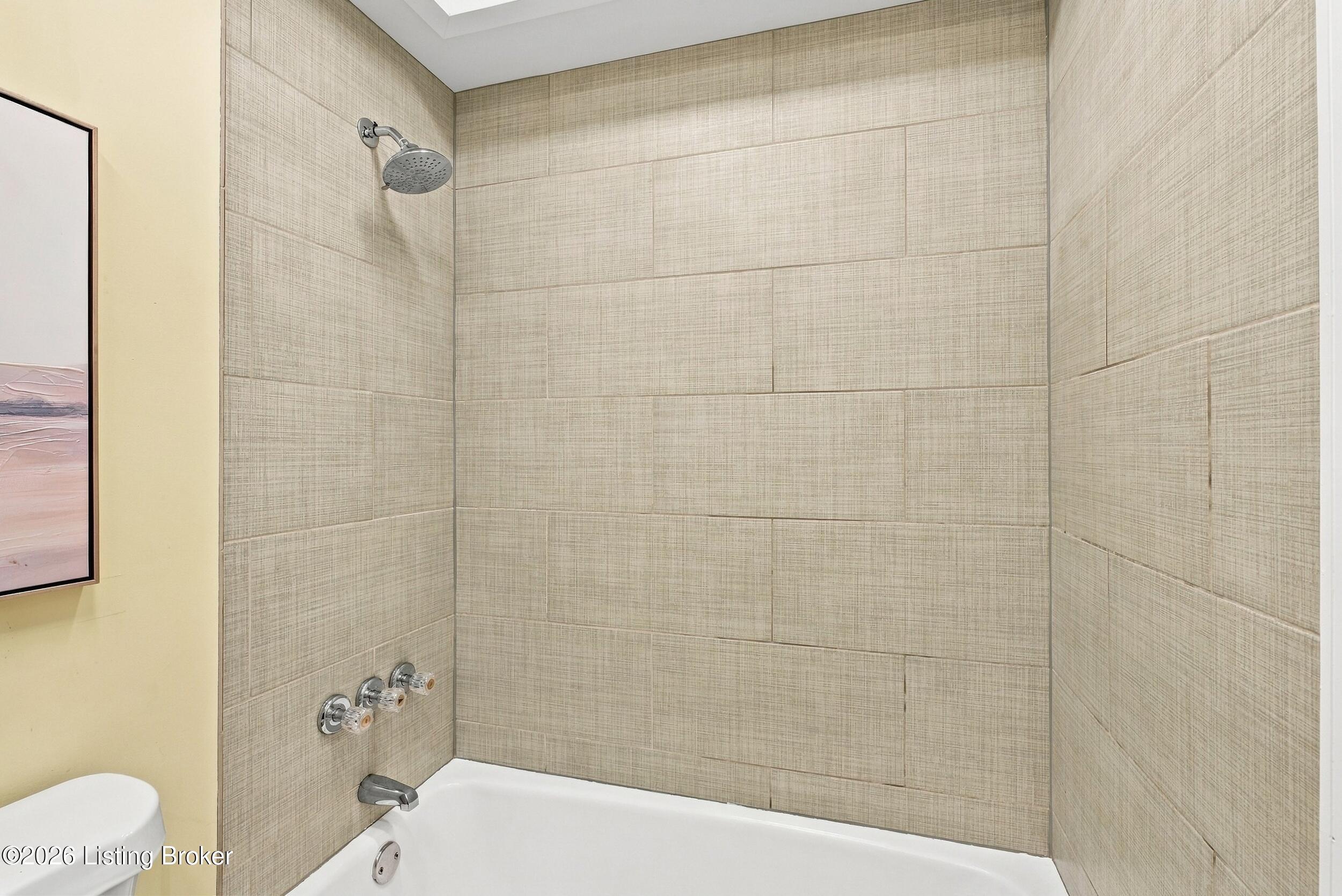 3804 Glenwillow Way Property Photo 27