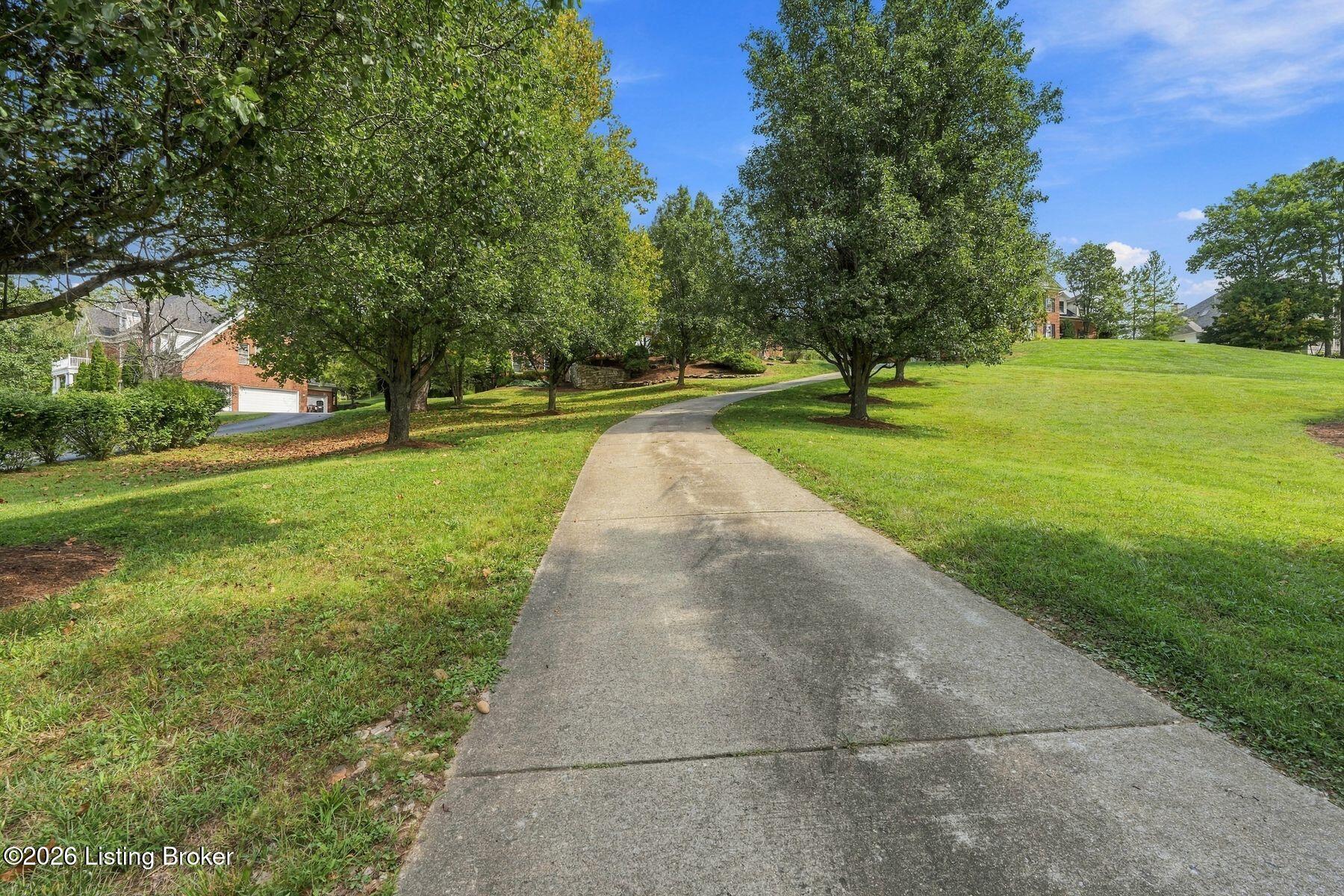8618 Westover Dr Property Photo 3