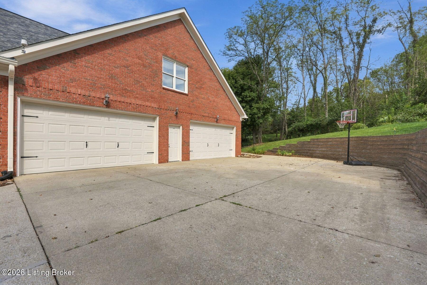 8618 Westover Dr Property Photo 7