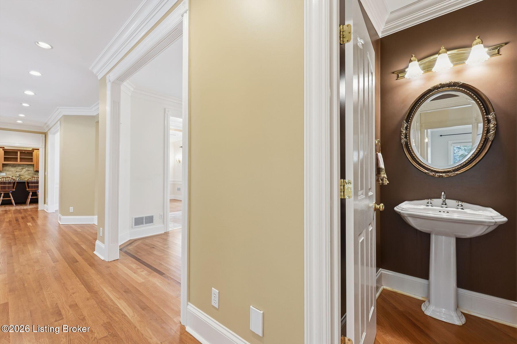 8618 Westover Dr Property Photo 21