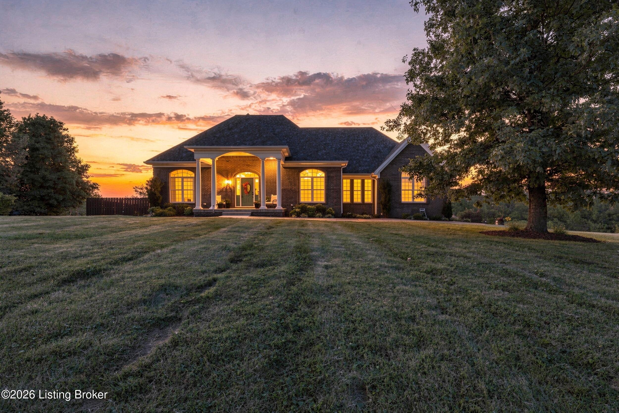 307 Pine View Ct