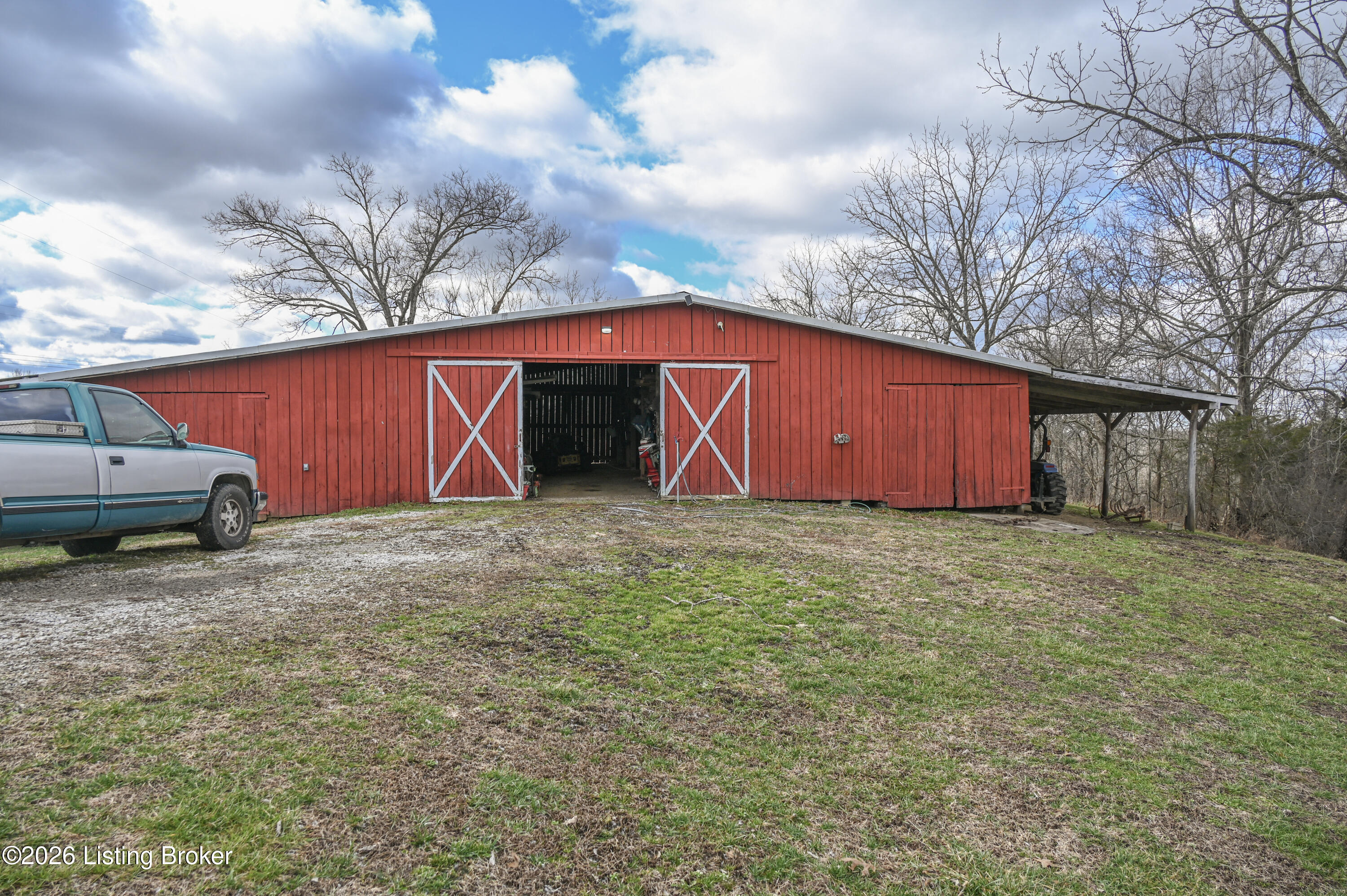 6135 Battle Rd Property Photo 17