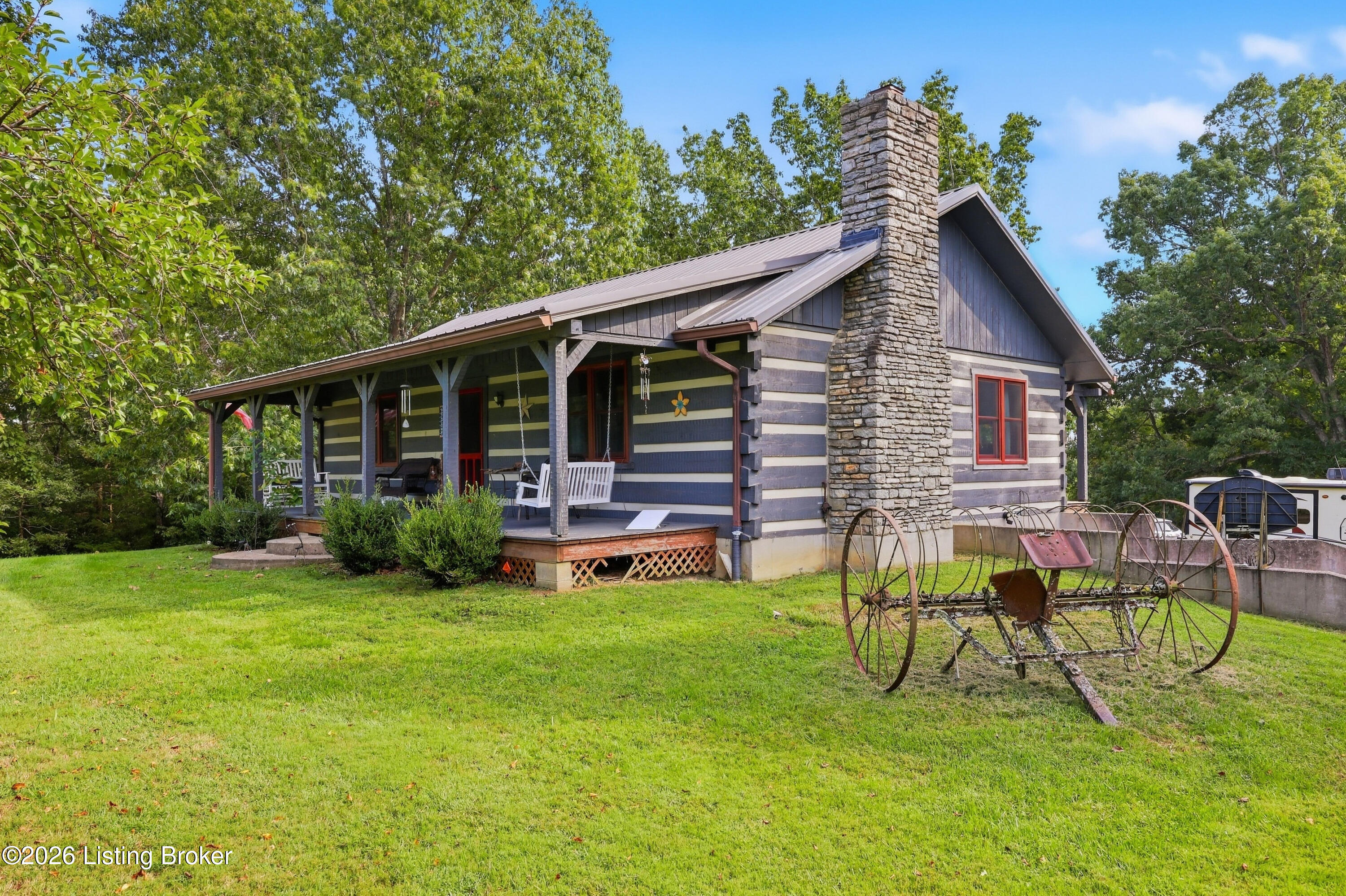 9883 Benson Pike Property Photo 3
