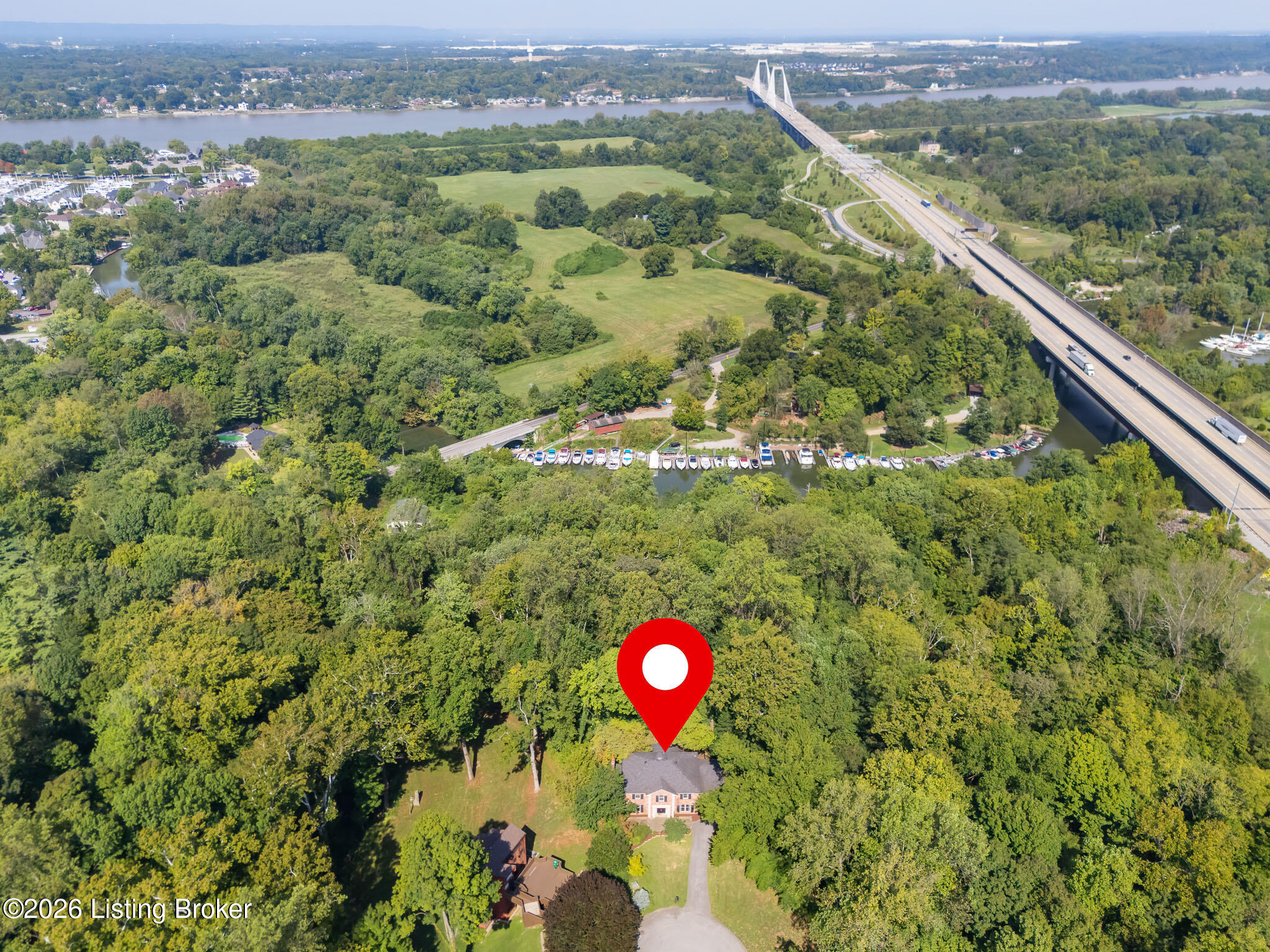 6300 Shadow Wood Ct Property Photo 4