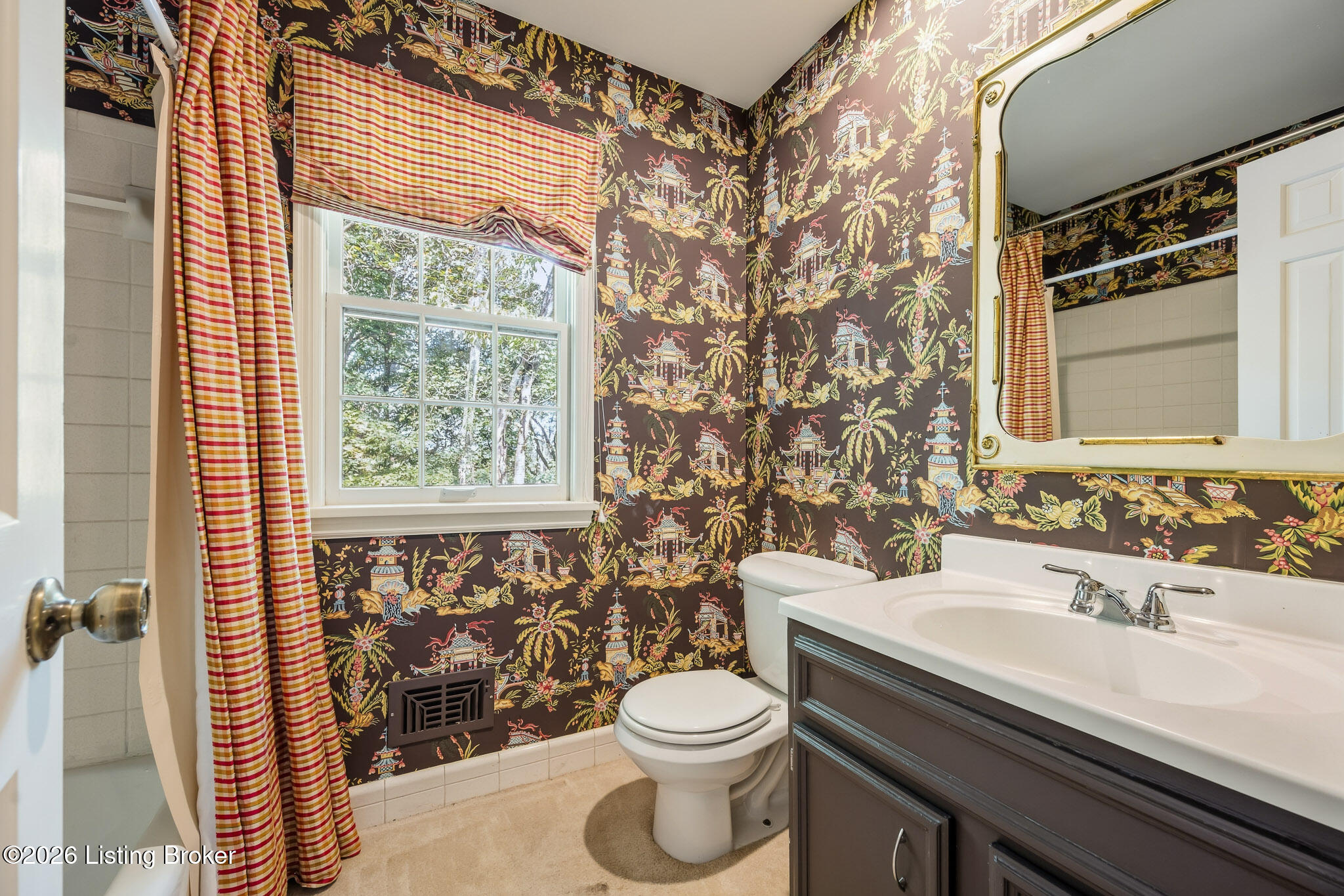 6300 Shadow Wood Ct Property Photo 35