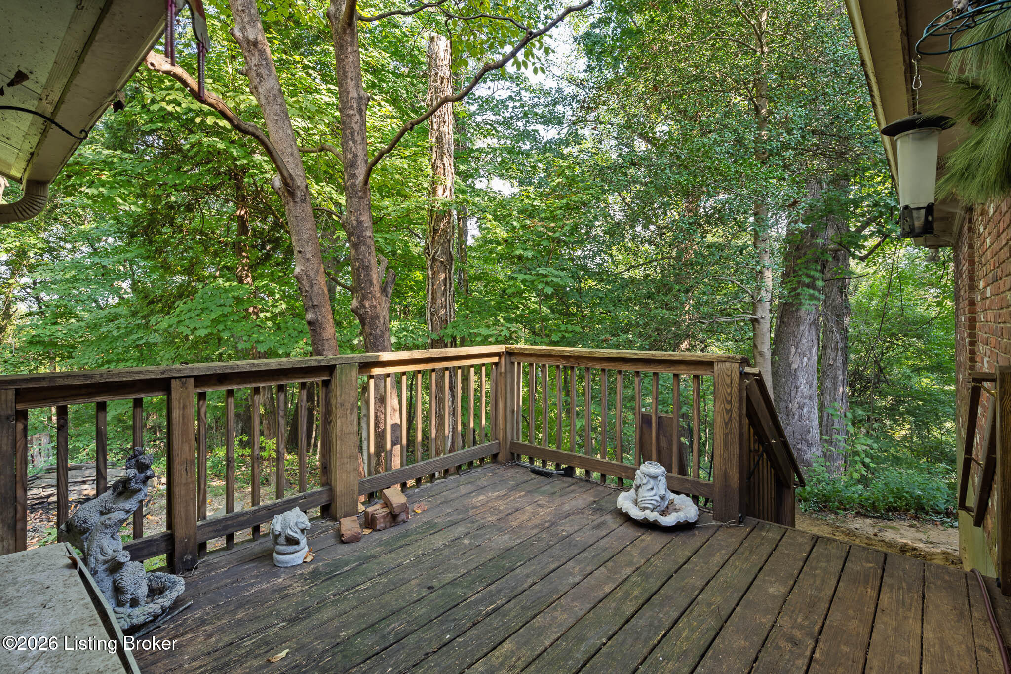 6300 Shadow Wood Ct Property Photo 40