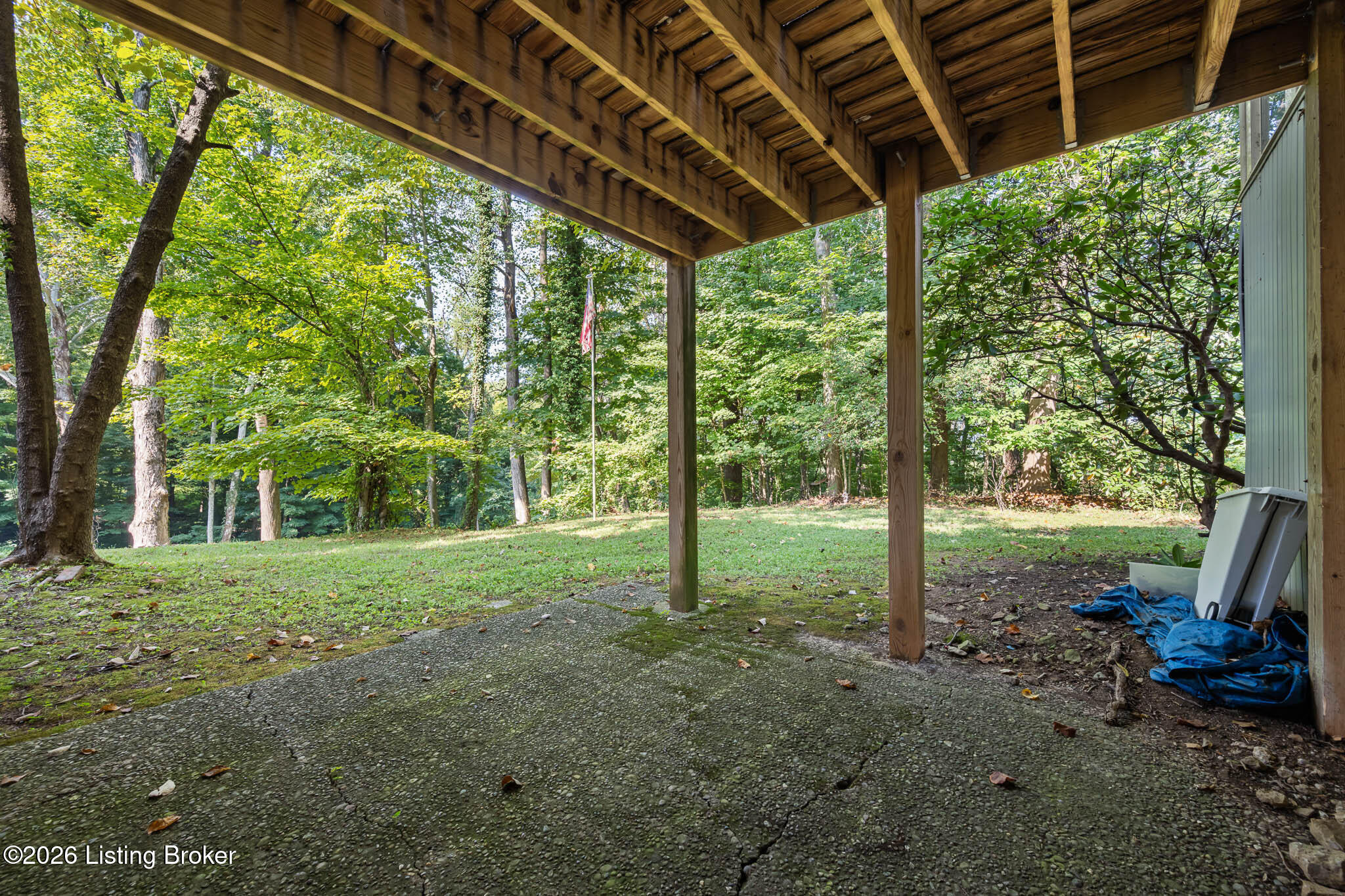 6300 Shadow Wood Ct Property Photo 41