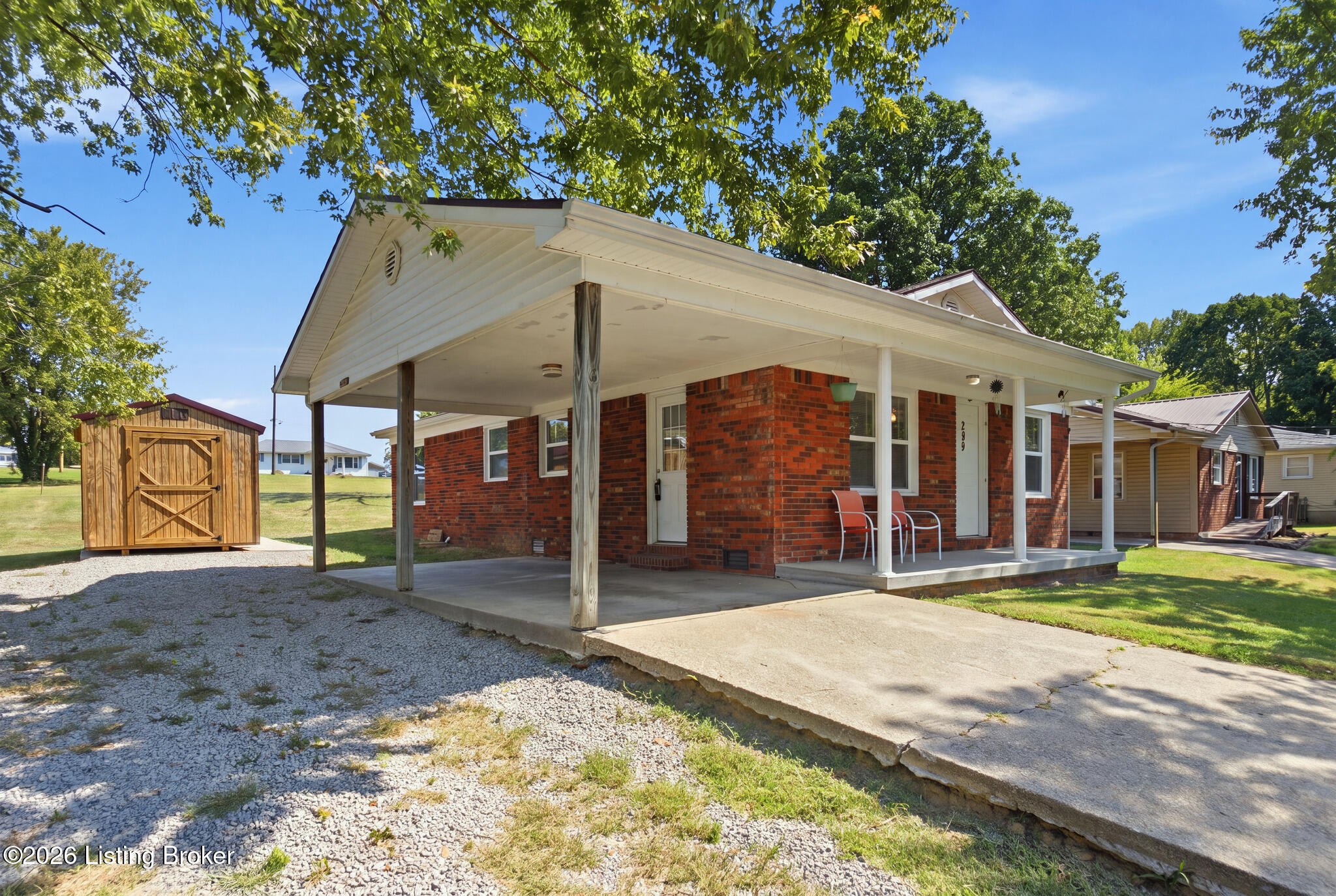 209 Goff Dr Property Photo 4