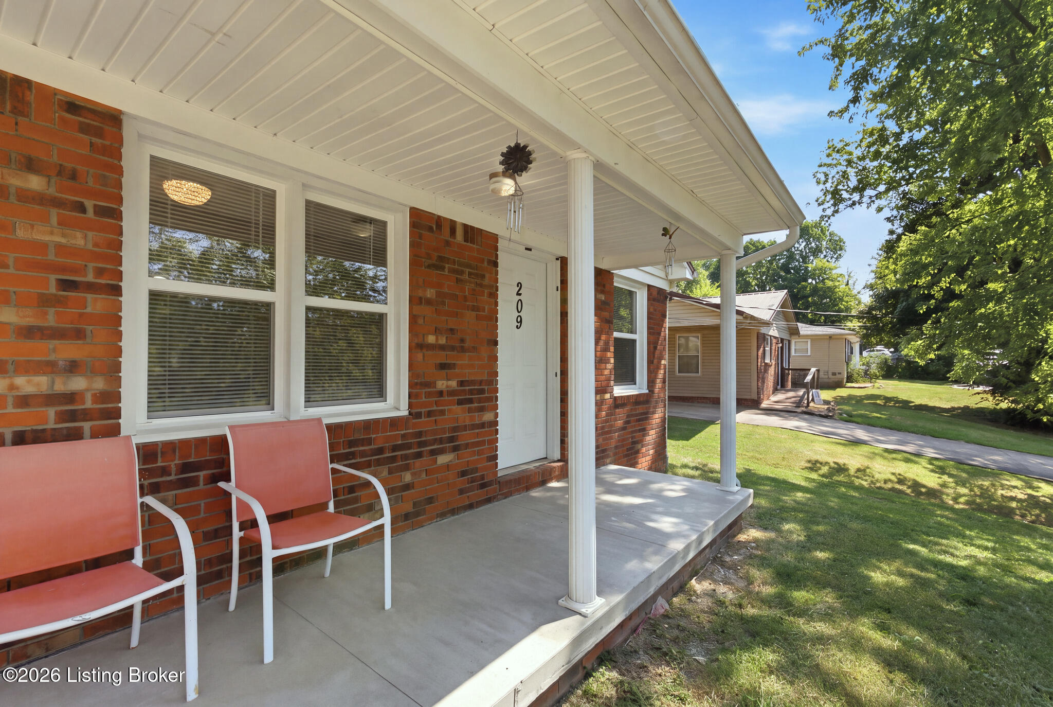 209 Goff Dr Property Photo 6