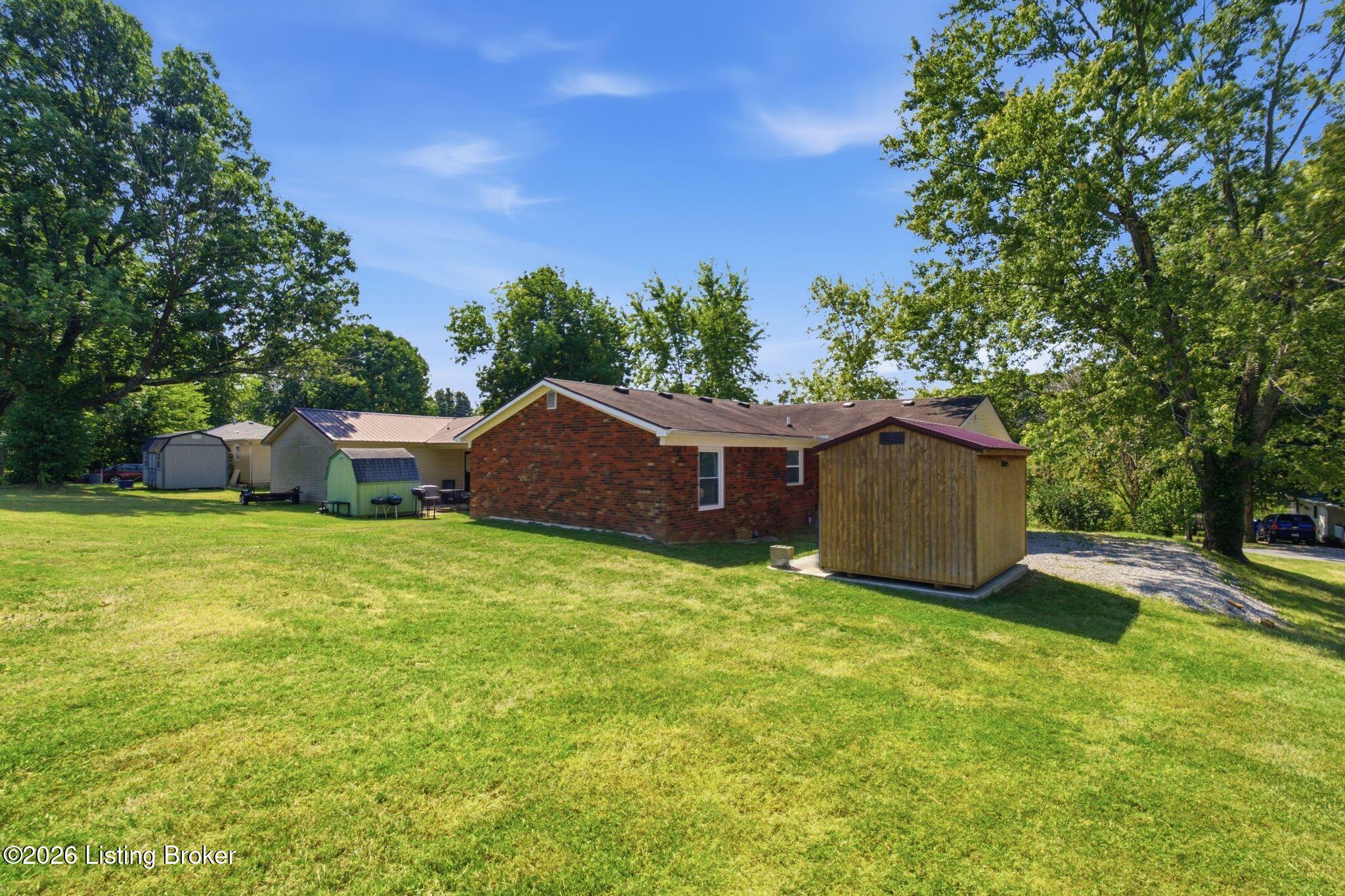 209 Goff Dr Property Photo 9