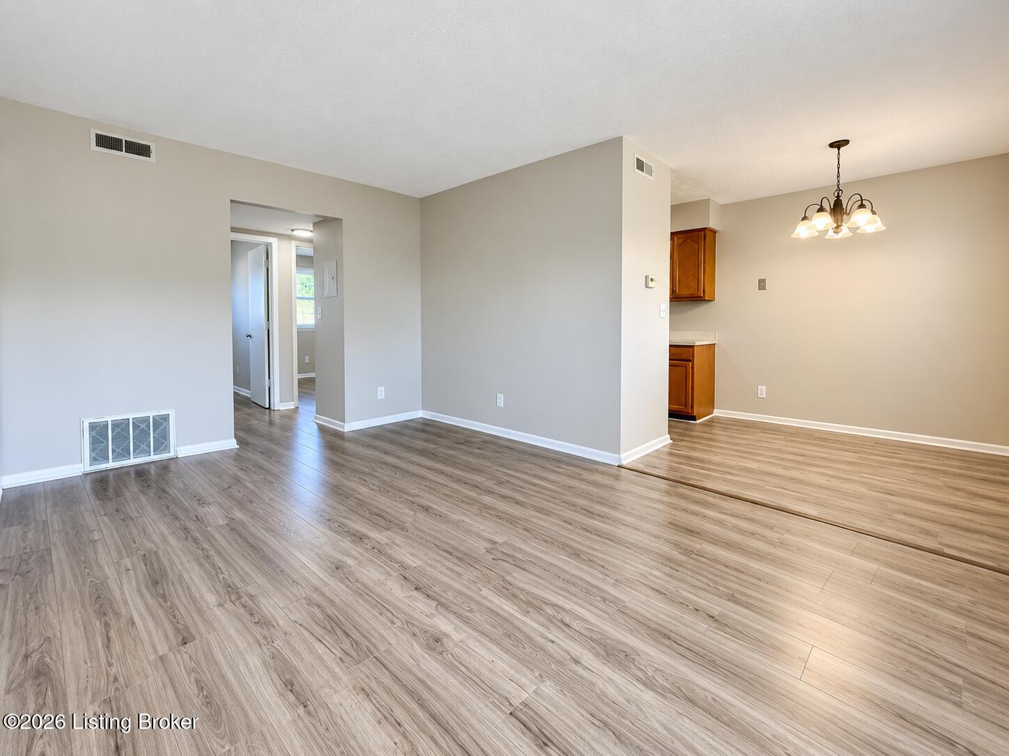 3409 Prestwood Dr 6 Property Photo 3