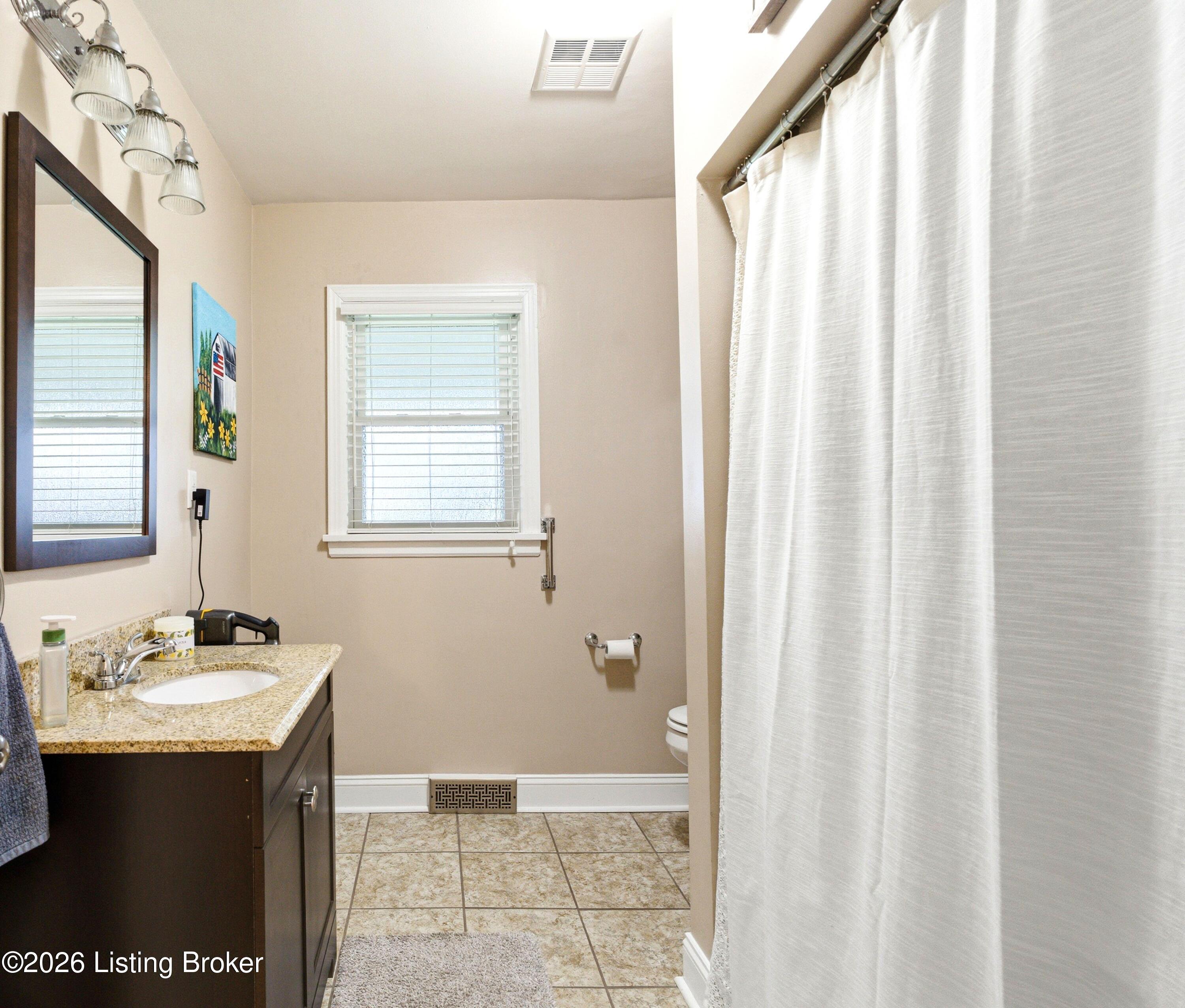 6381 Frankfort Rd Property Photo 12