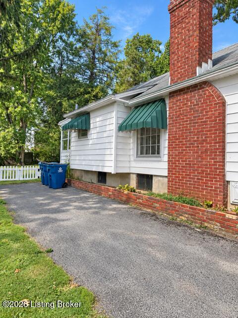 210 Linney Ave Property Photo 3