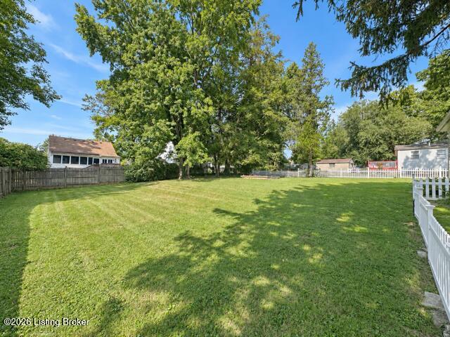 210 Linney Ave Property Photo 25